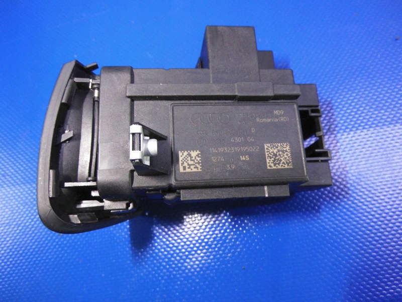 ignition player 8K0909131D AUDI A5 S5 8T 07-17R