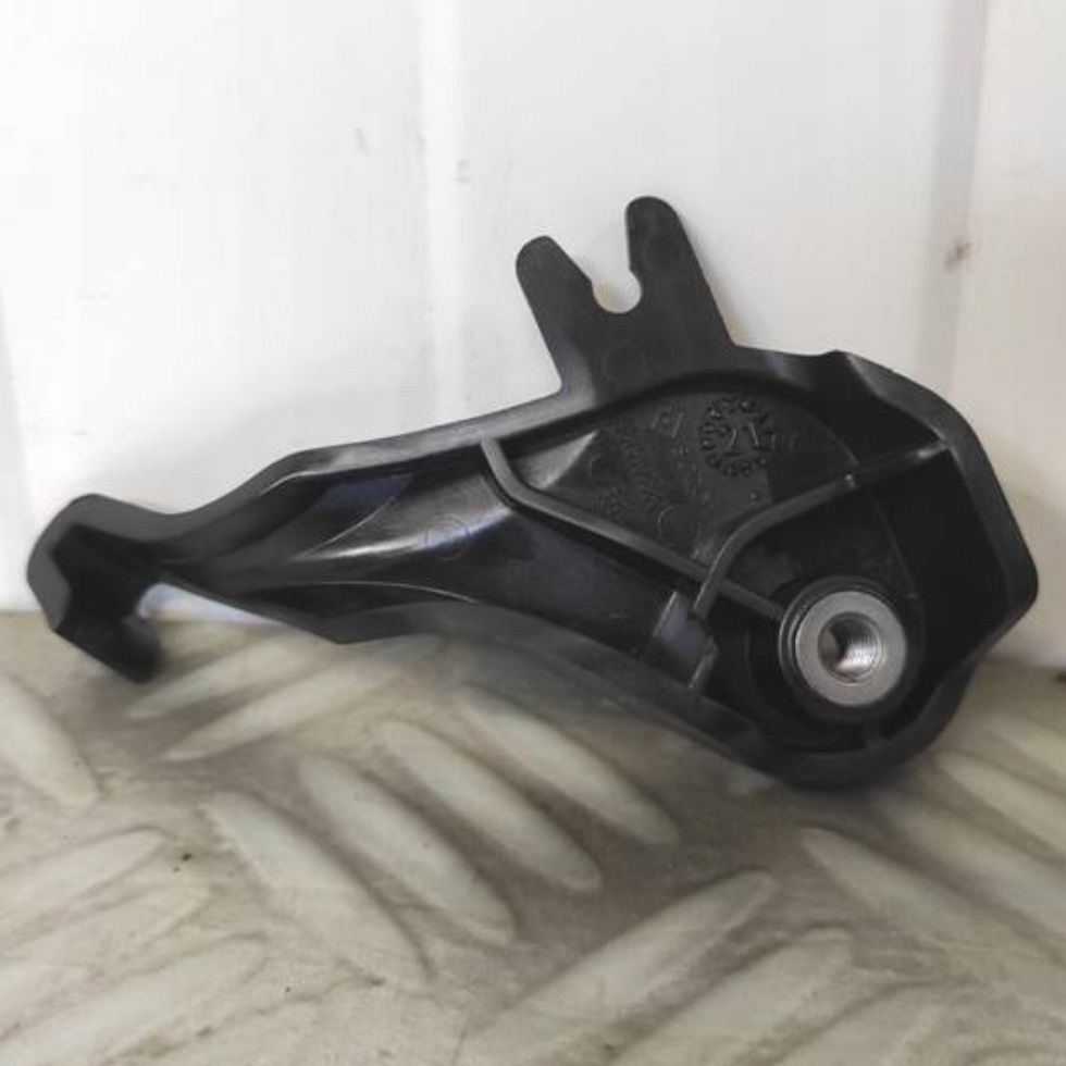 MOCOWANIE OSŁONY SILNIKA PEUGEOT PARTNER IV OPEL COMBO E 9815104880