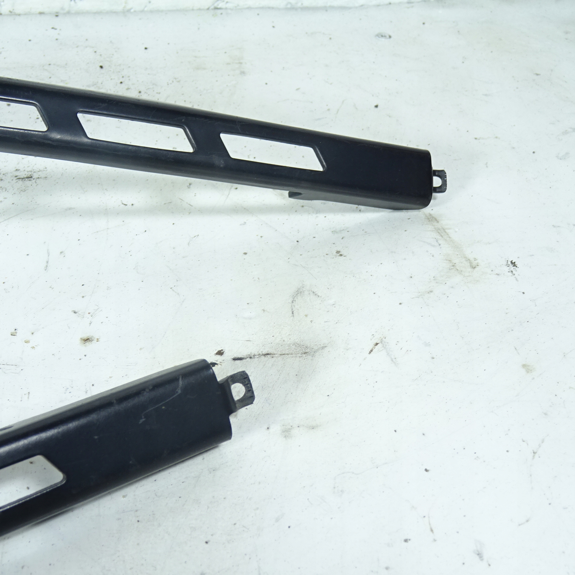 JAGUAR XJ wiper arm front