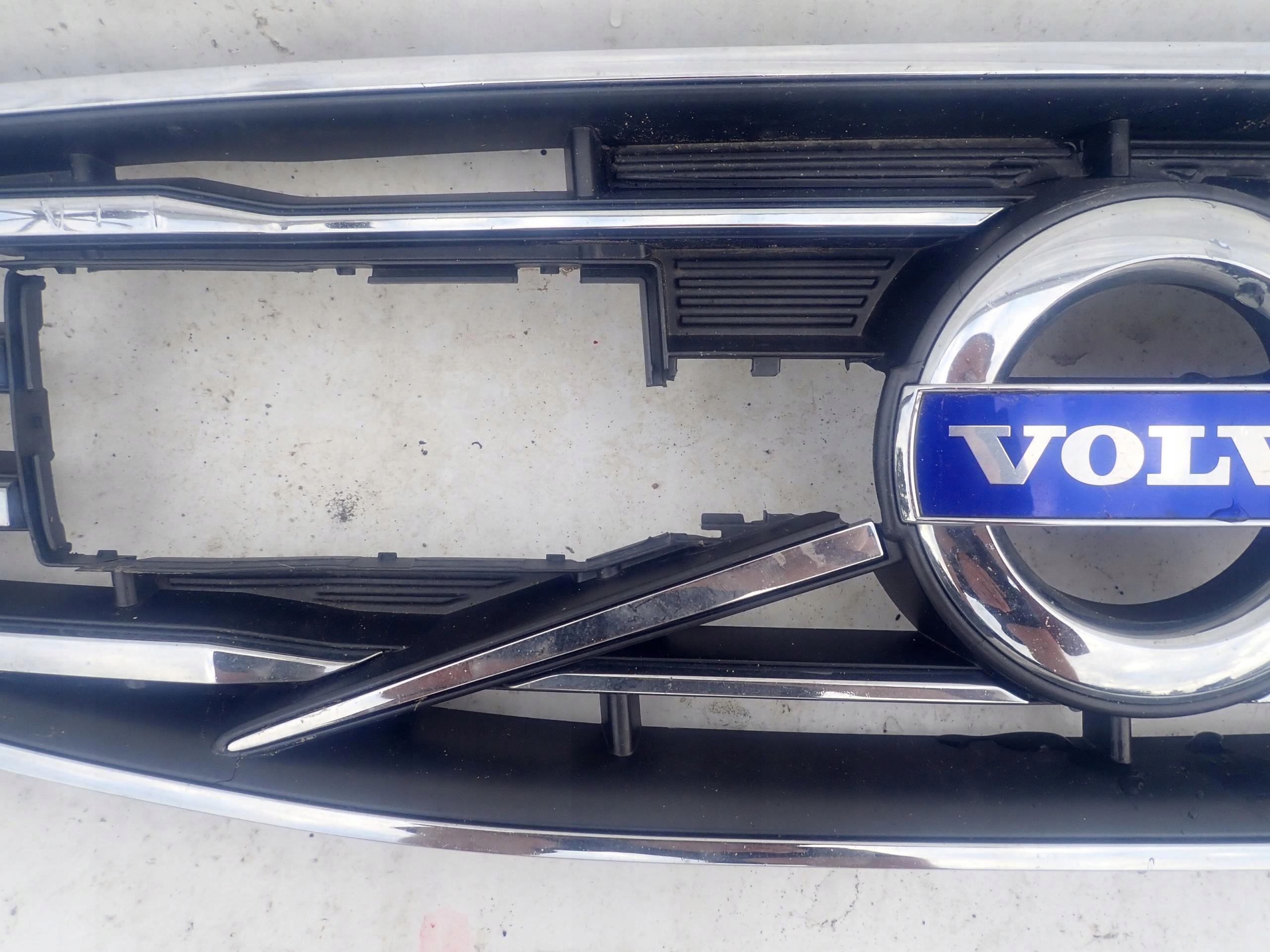 VOLVO V70 S80 LIFT 13- grill grille radiator