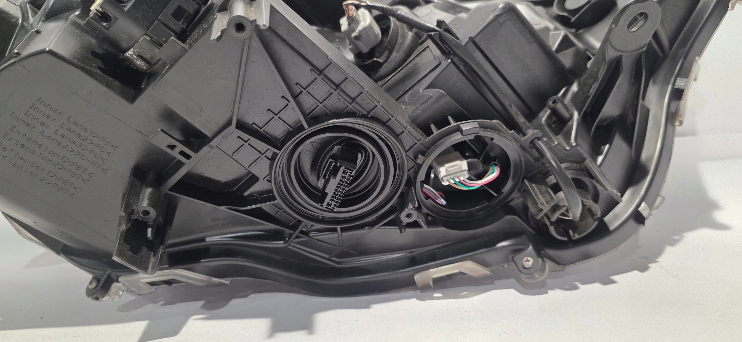 light left front FULL LED TOYOTA RAV4 V 19- original STANLEY 42-94