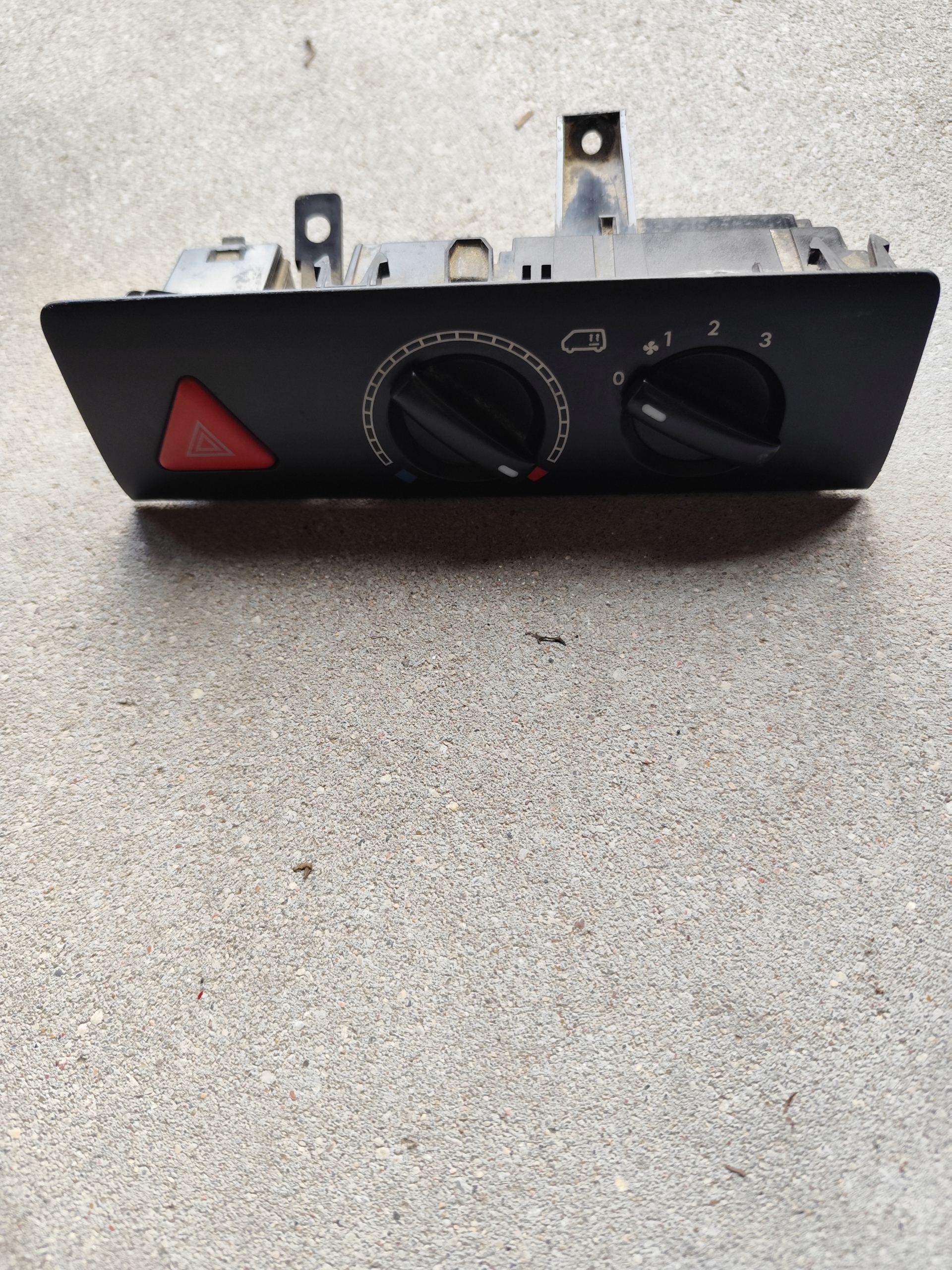 VW T5 control panel air conditioning devices for rear part 7H0919158G9B9