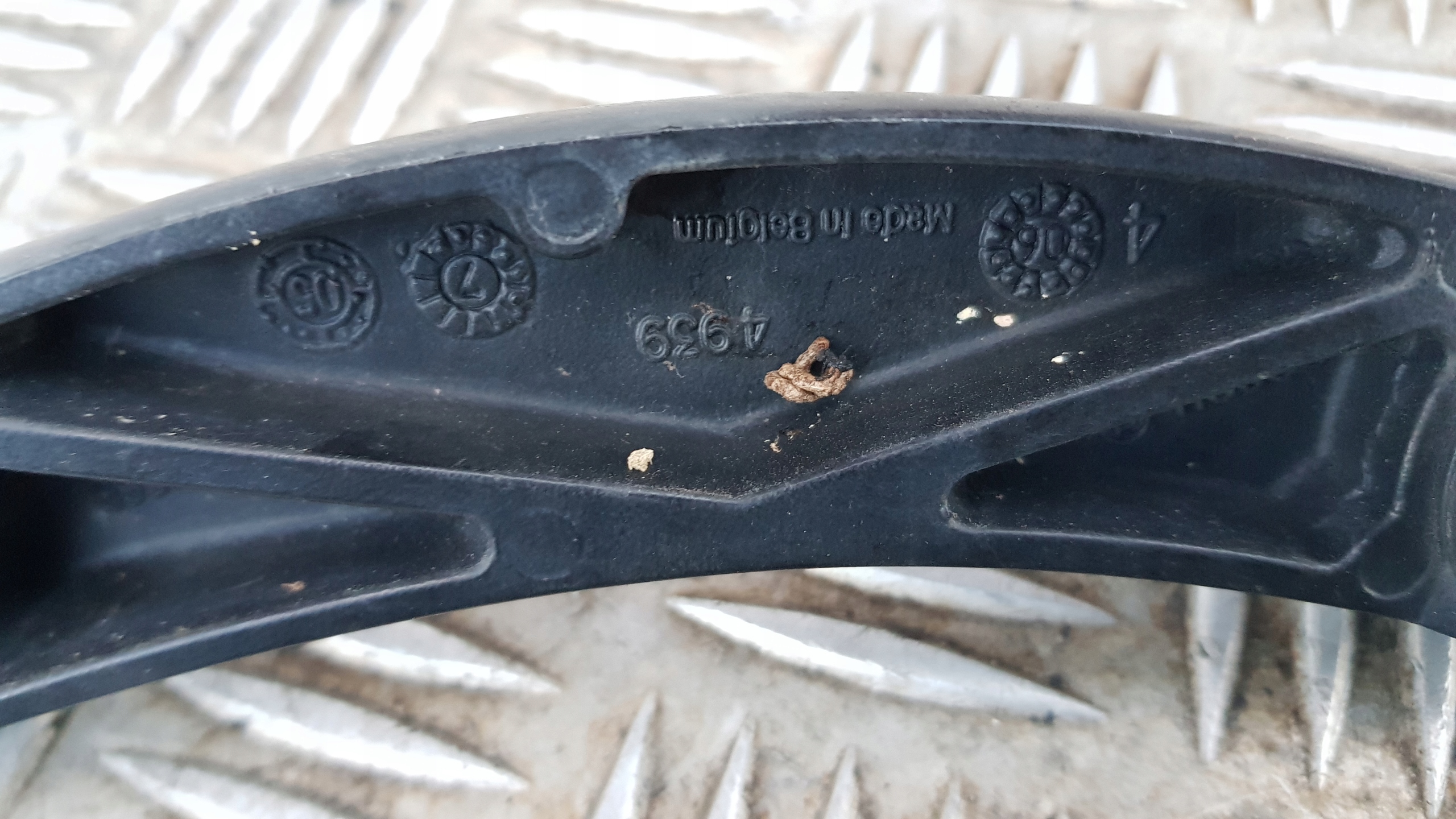AUDI A6 C6 4F wiper arm front left right KOMPLET