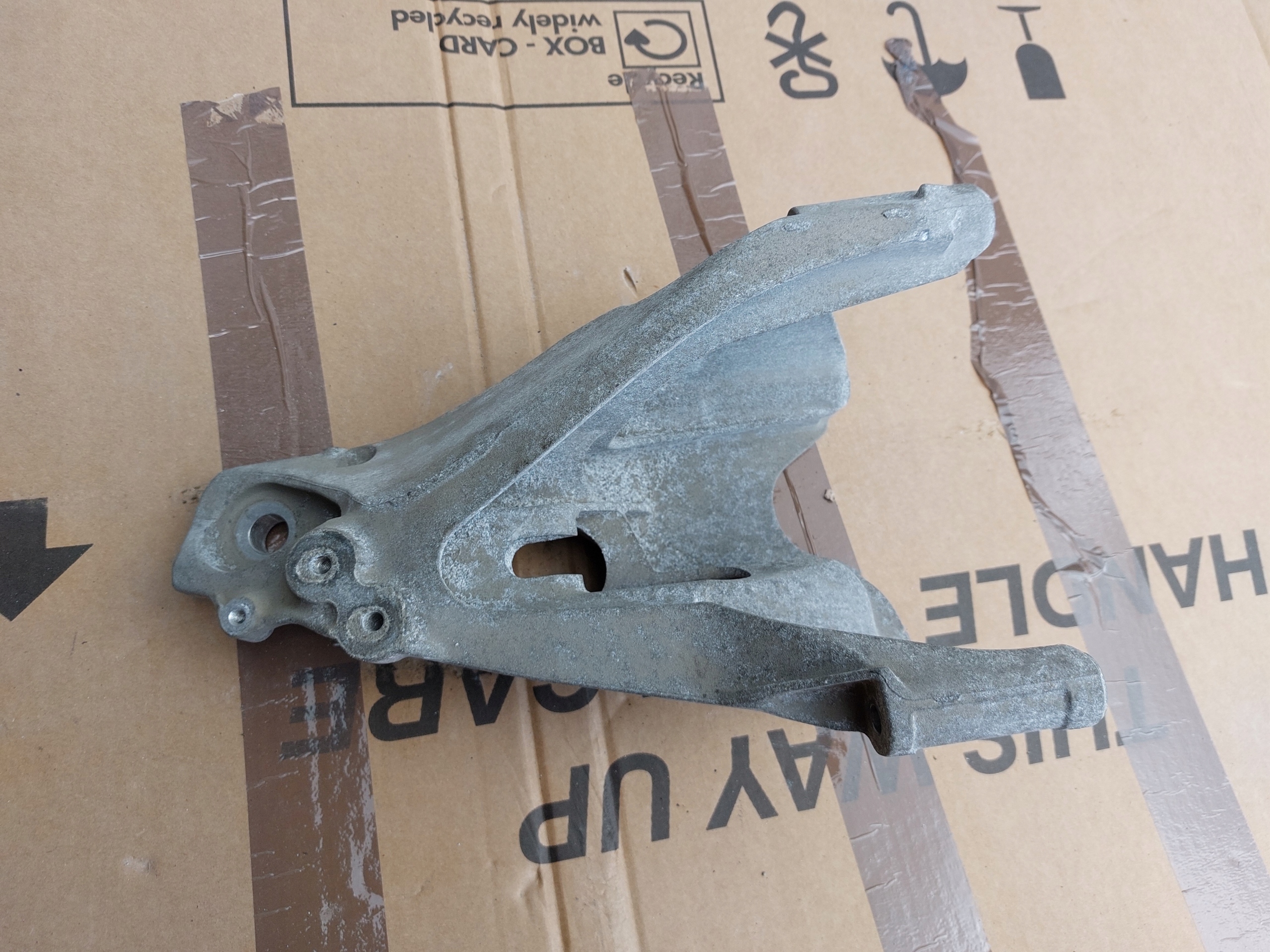engine mount VW TRANSPORTER T6.1 7LA199370 20r