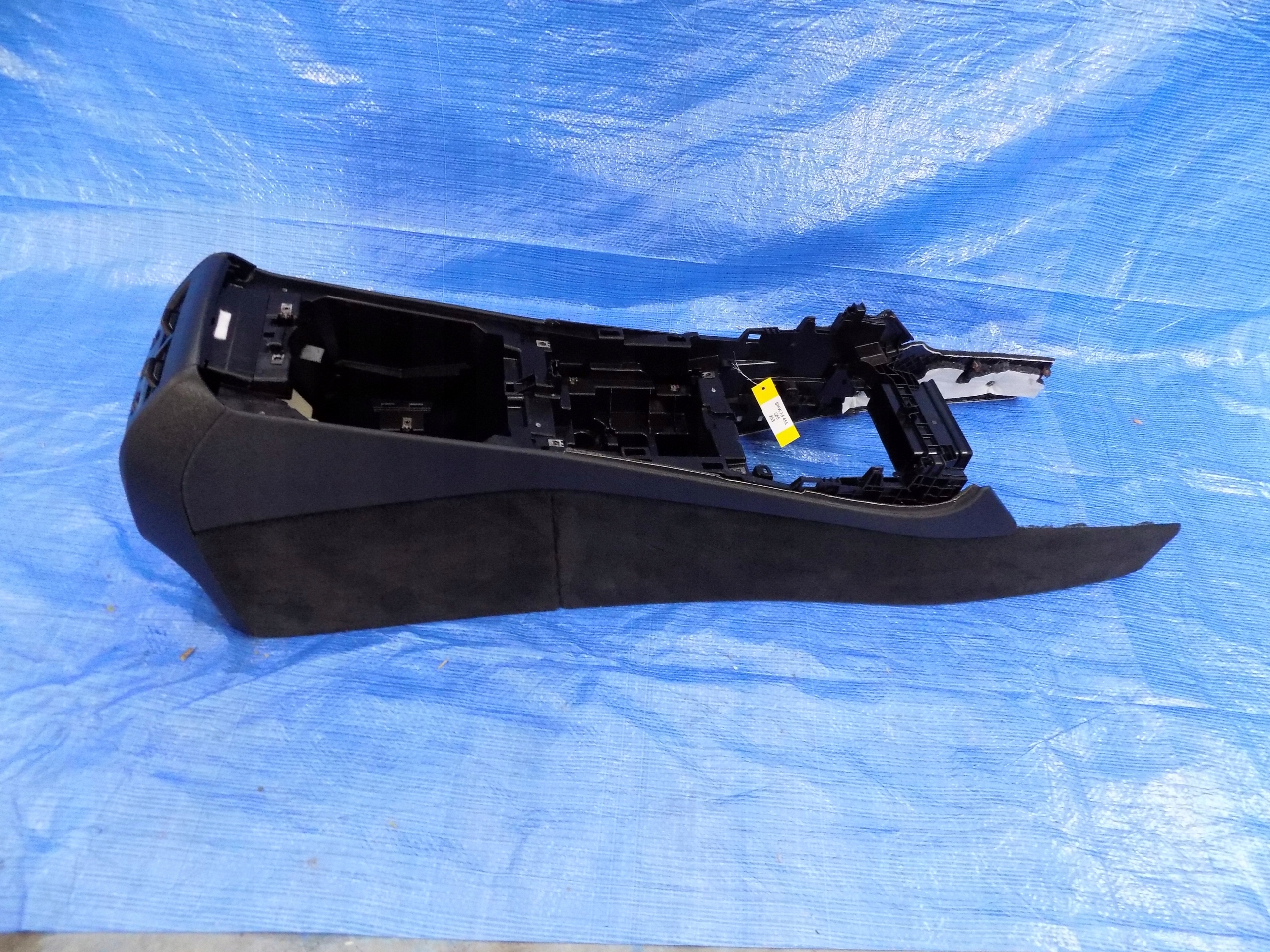 TUNEL mitte BMW X5 G05 20R 3,0 45E