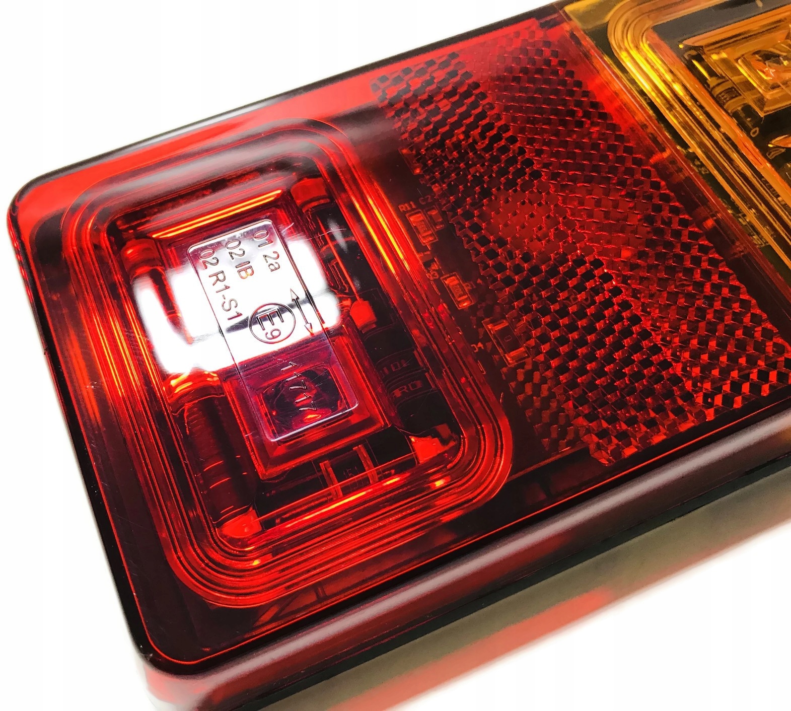 LAMPA TYLNA PRZYCZEPY ZESPOLONA LED DIODOWA PARA Rodzaj lampy uniwersalna