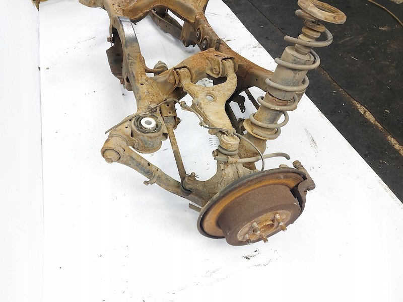 Belka Sanki Trawers Wózek Amortyzatory Tył Subaru Forester 3 III (SH) AWD Typ samochodu 4x4/SUV