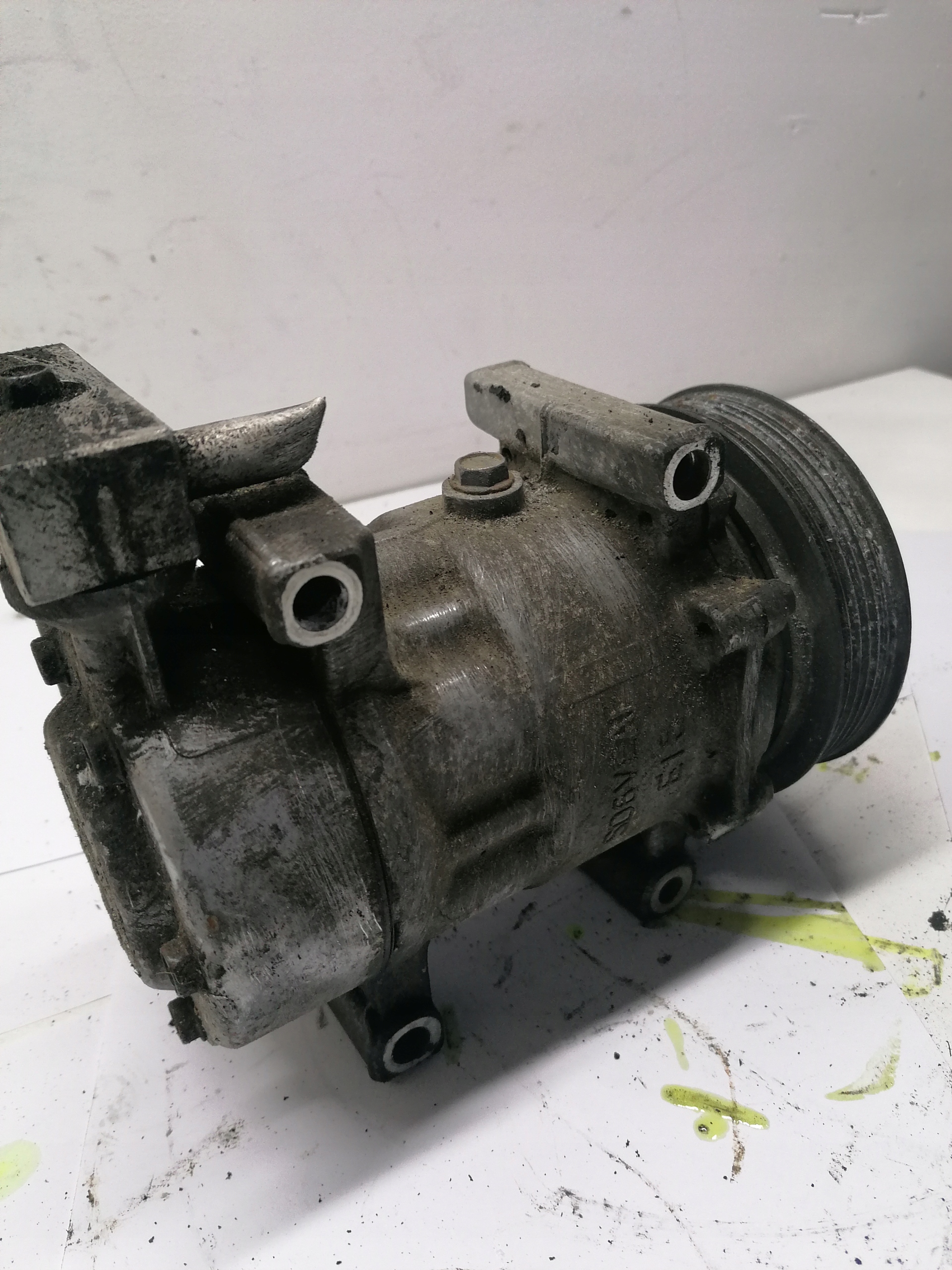 Mazda OE 2S6119D629AE compressor;, klimatyzacja