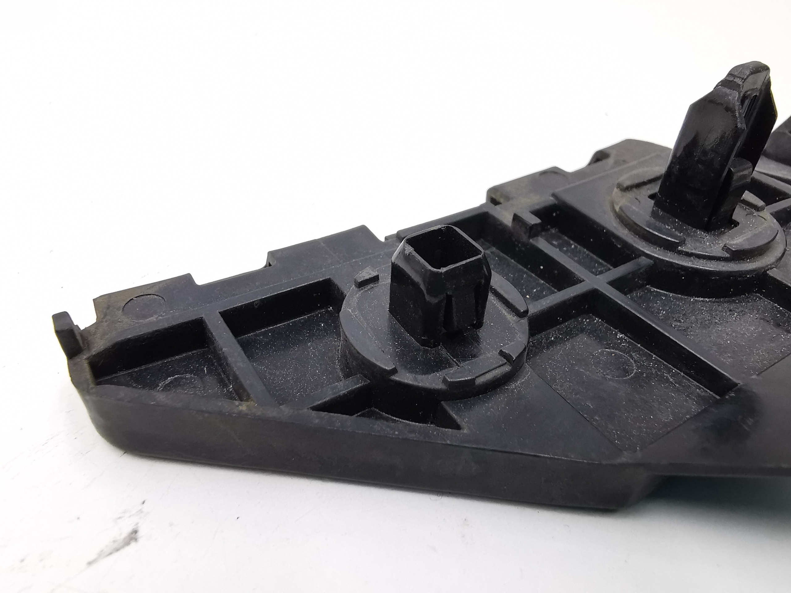 bumper bracket right rear part TOYOTA COROLLA E15 52157-02030