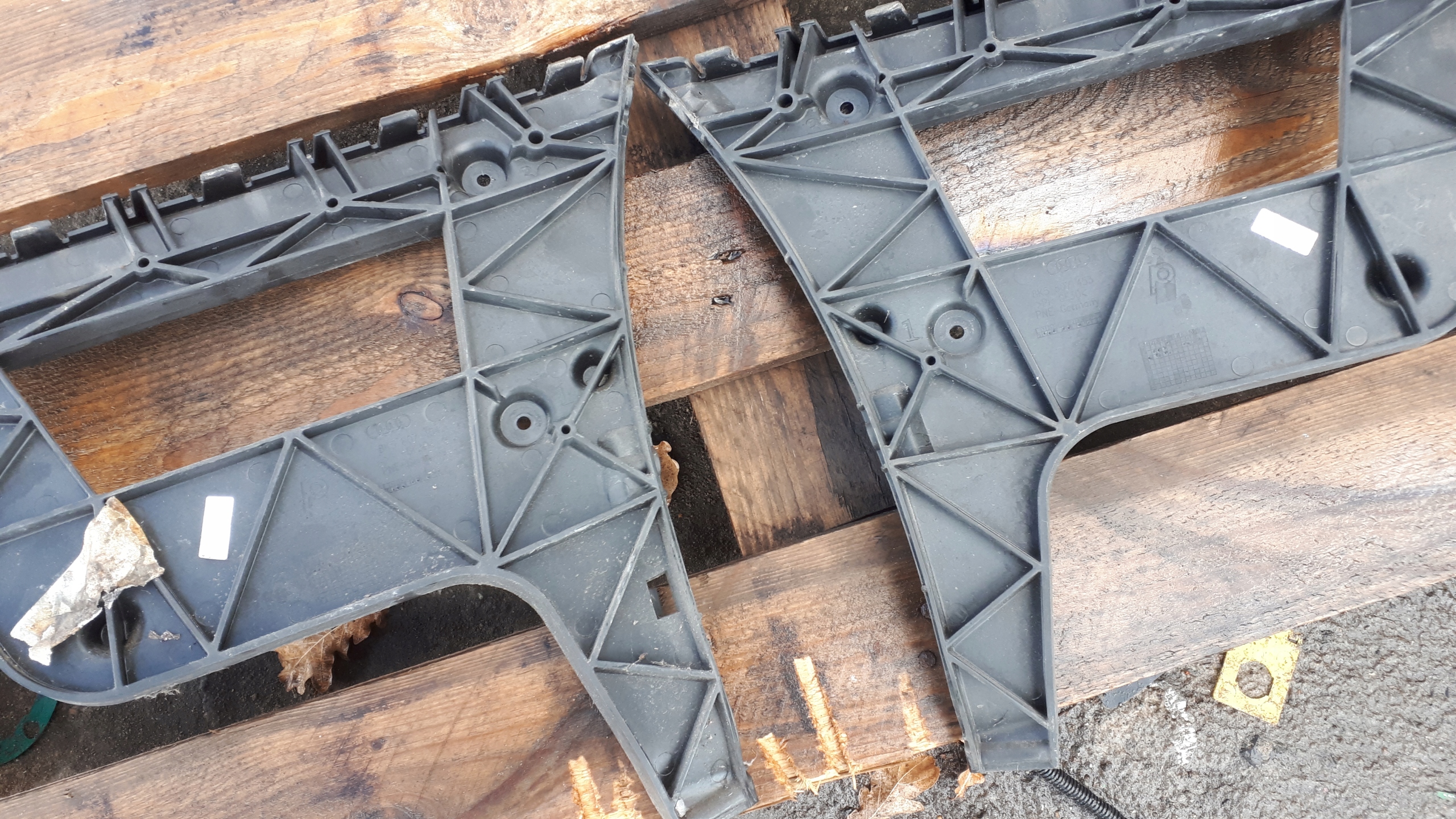 A4 B8 S4 bumper bracket right left rear part rear sedan