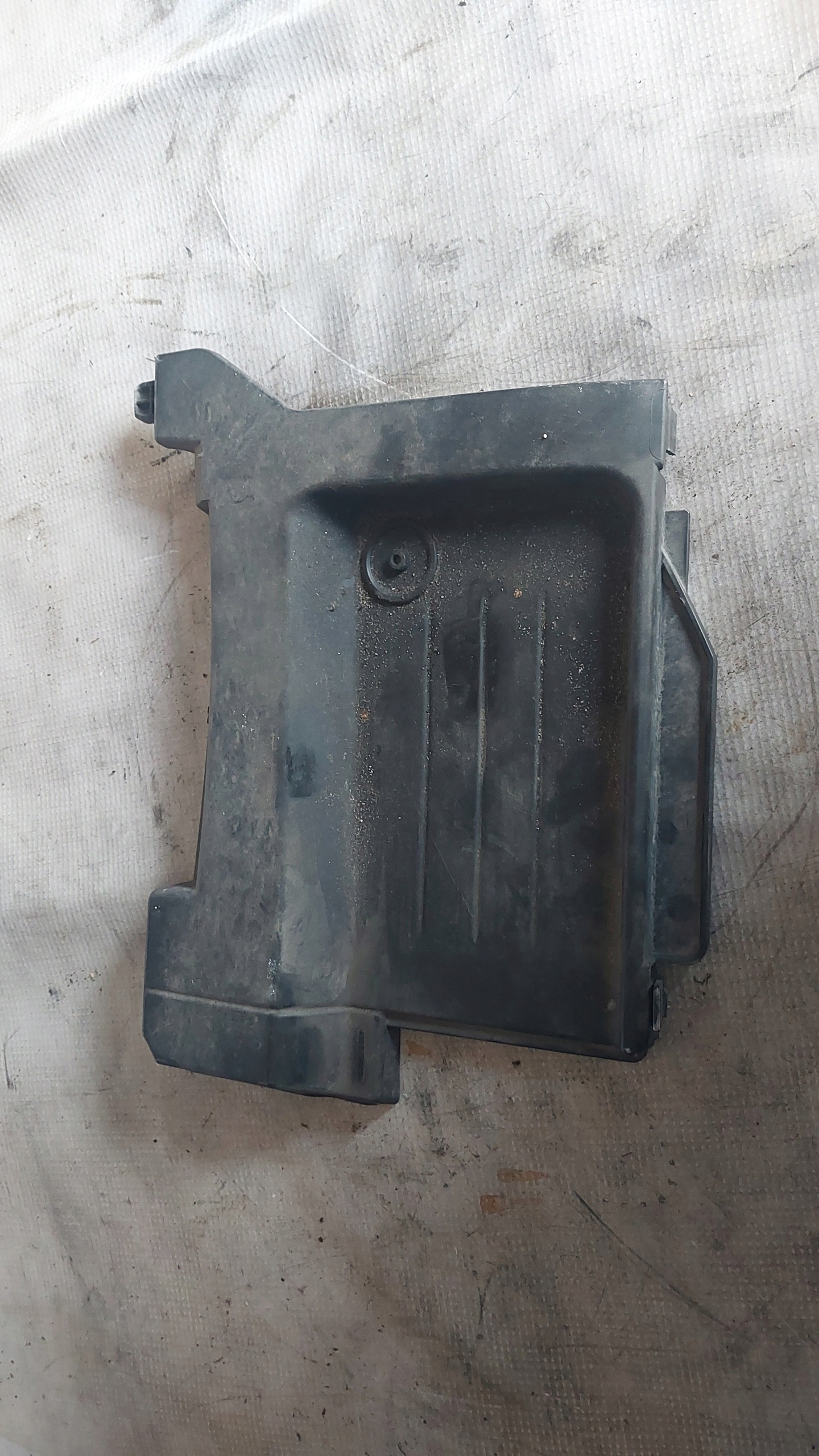 couverture couvercle pour batterie RENAULT MODUS CLIO III 8200448021