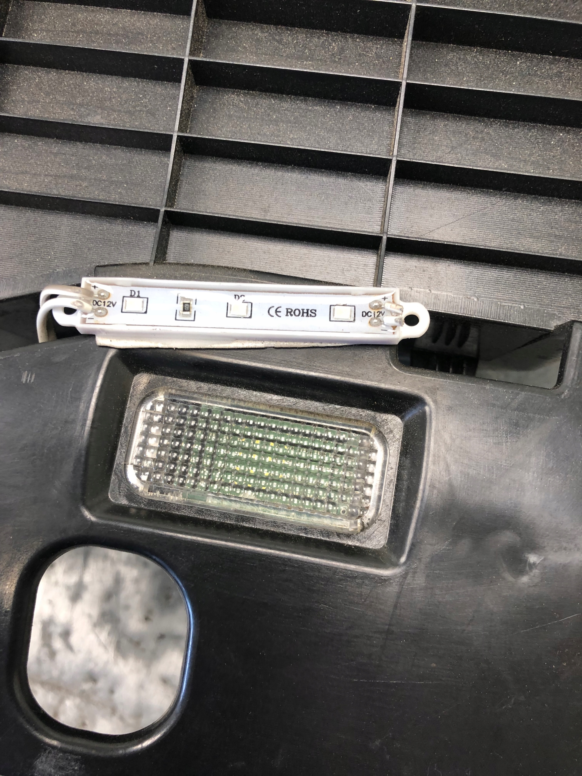 Handschuhfach des Beifahrers AUDI A4 B8 8K1857035
