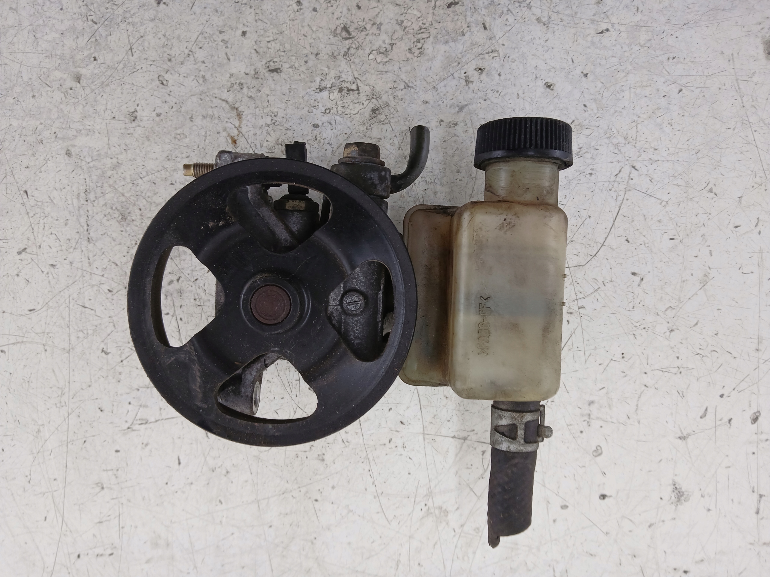 MAZDA 6 GG 2.0 servo pump
