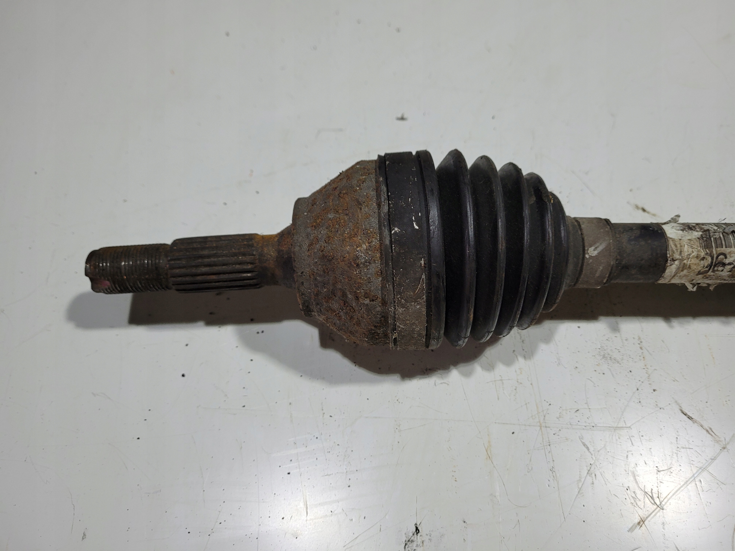 semi-axis left short. CITROEN C3 II DS3 II 9672238580