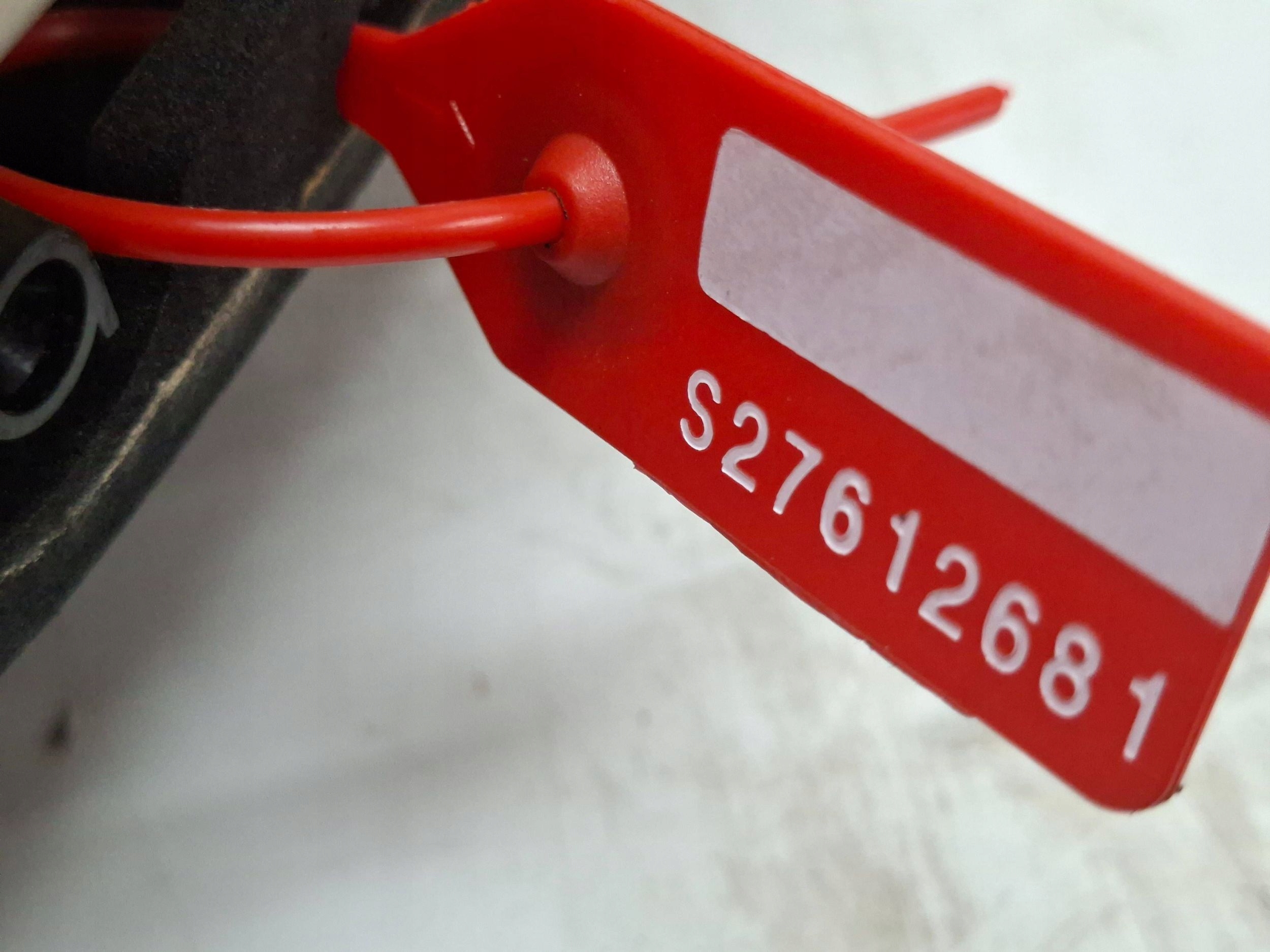 light rear right to the bonnet OPEL ASTRA J HB LIFT 2012