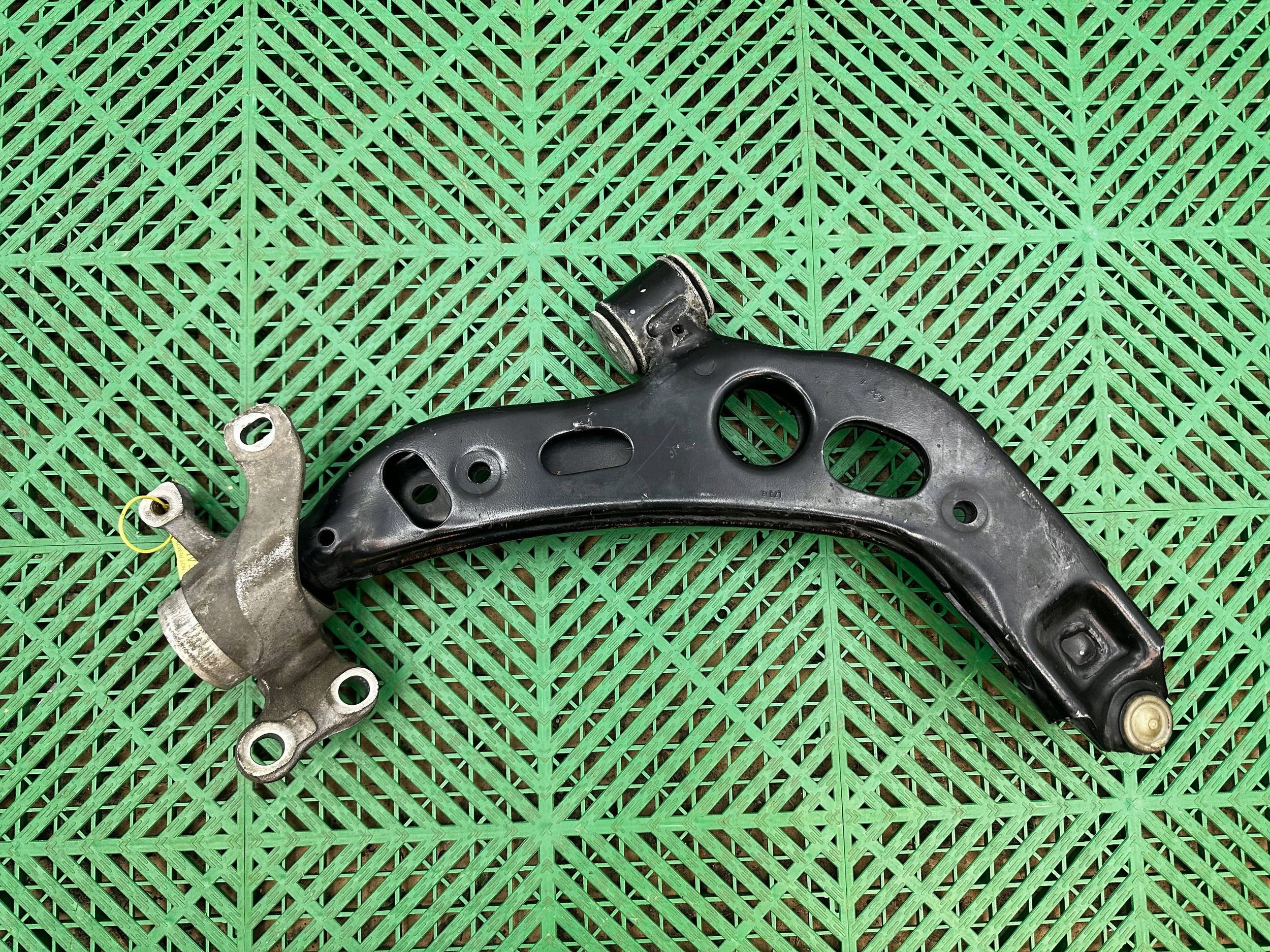 arm front lower front BMW X1 F48 F49 6882843