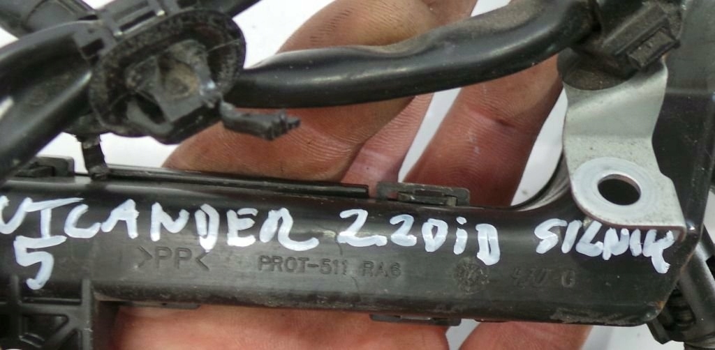 OUTLANDER III 2015 2 2 DID WIAZKA SILNIKA SILNIK Engine Type Diesel