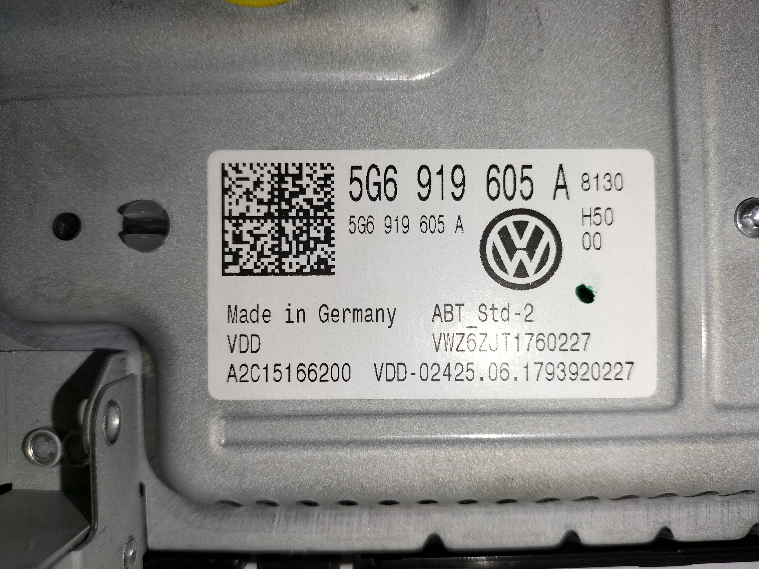 display navigation devices VW GOLF VII TIGUAN II