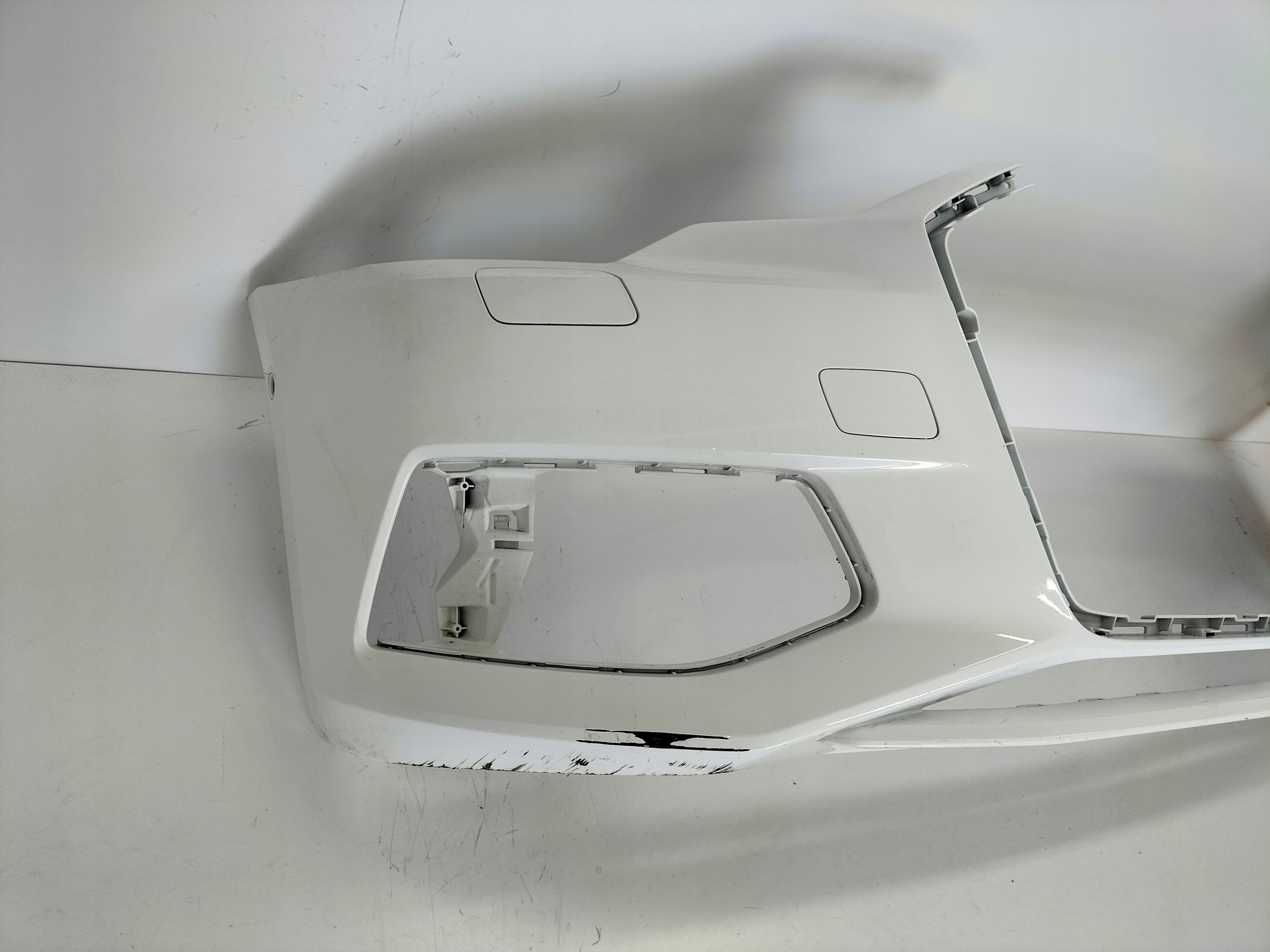 branik prednji prednji dio AUDI A6 C8 18