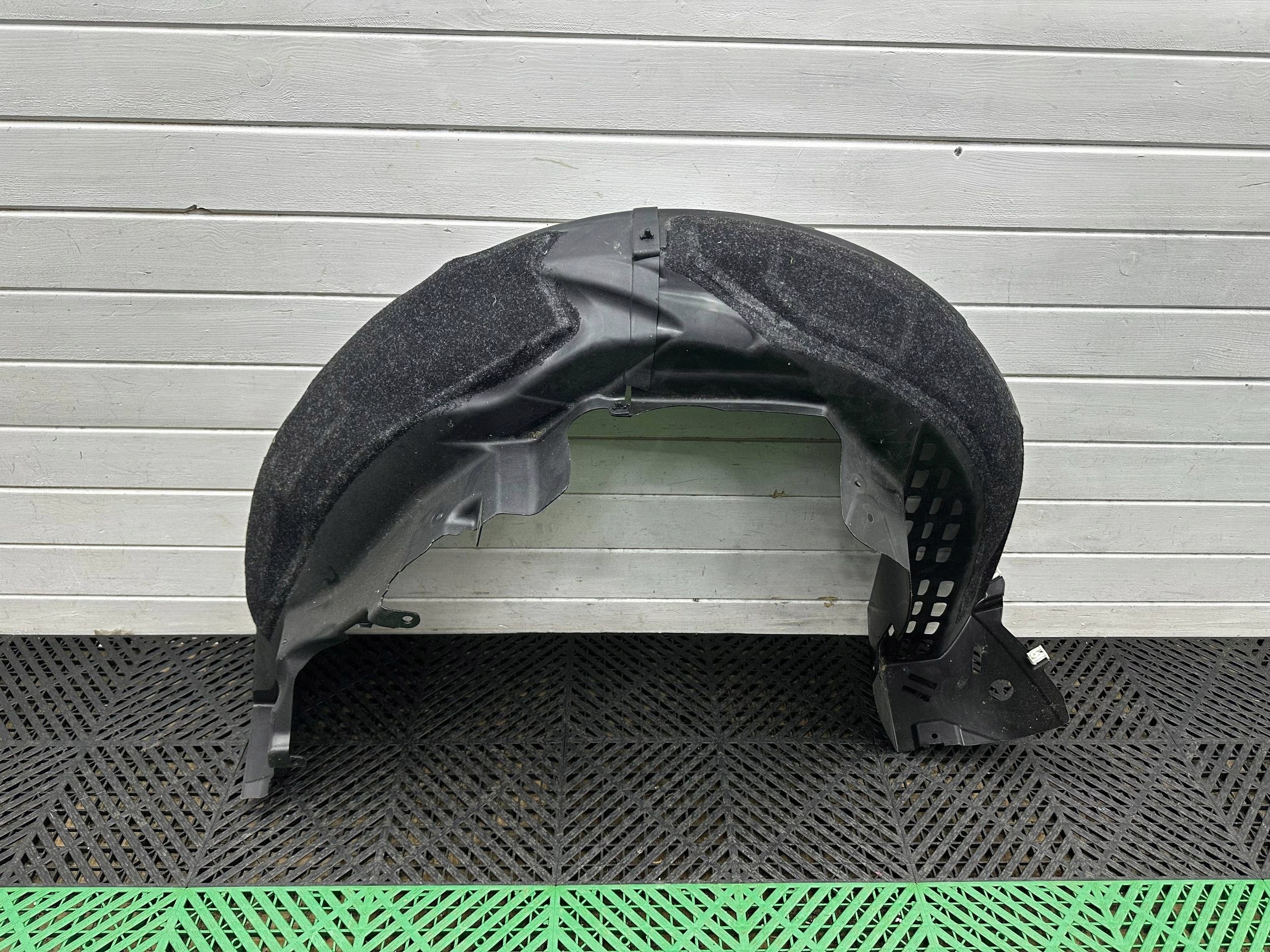 mudguard rear. BMW i3 7394078