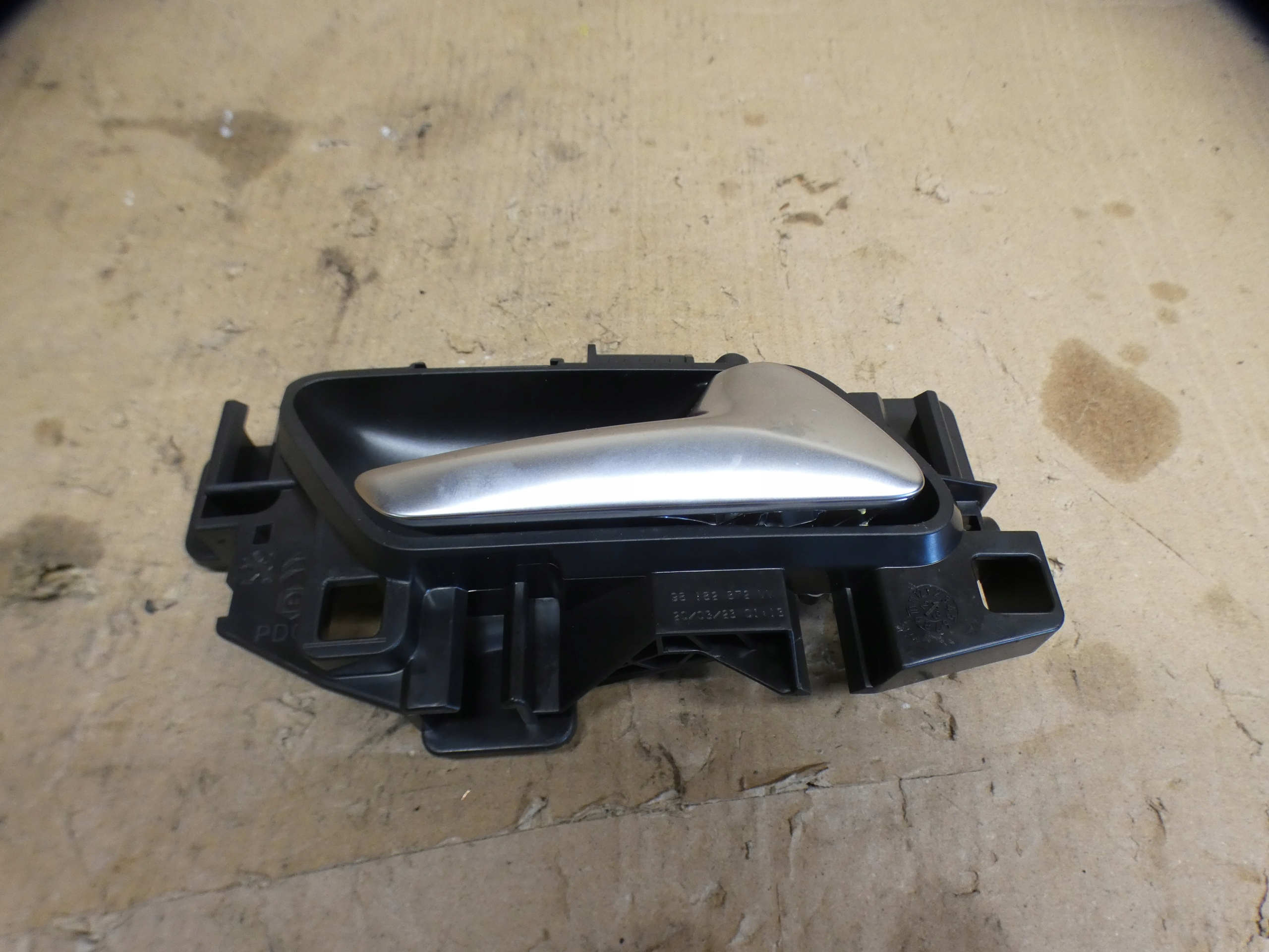 PEUGEOT RIFTER 21r handle inner door right front 98182872
