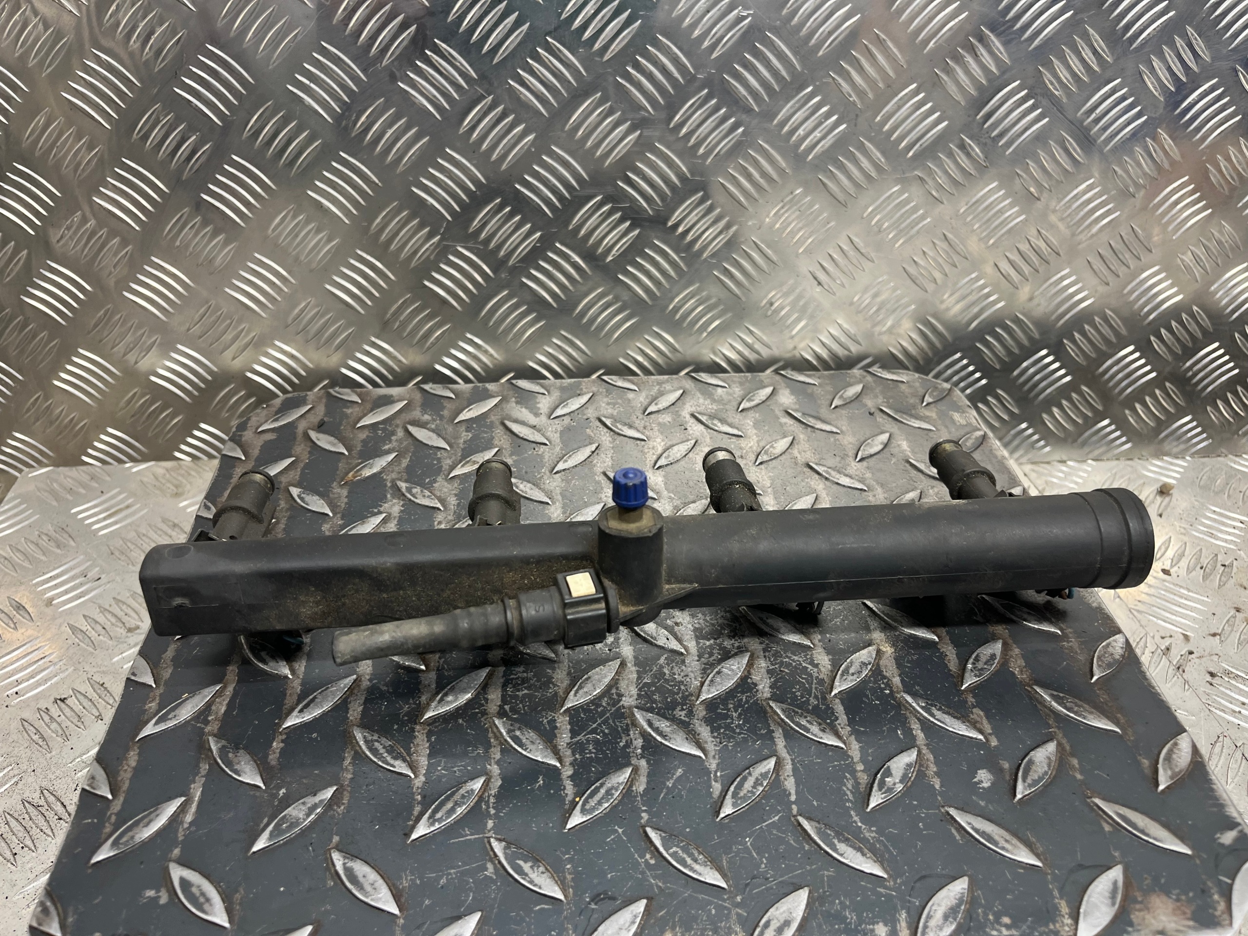 injection ramp CITROEN C4 9628084680
