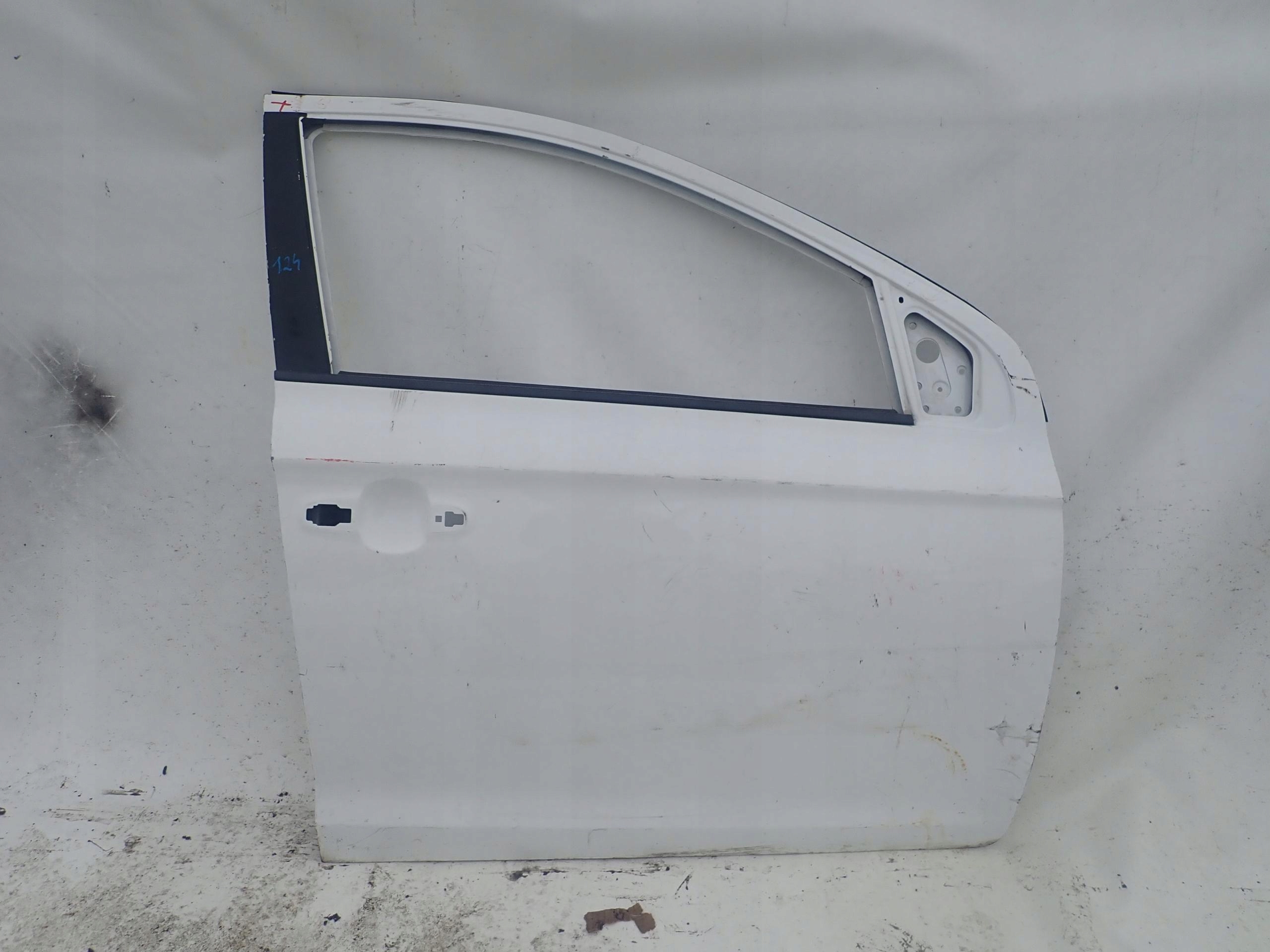 HYUNDAI I20 08-14 door right front front