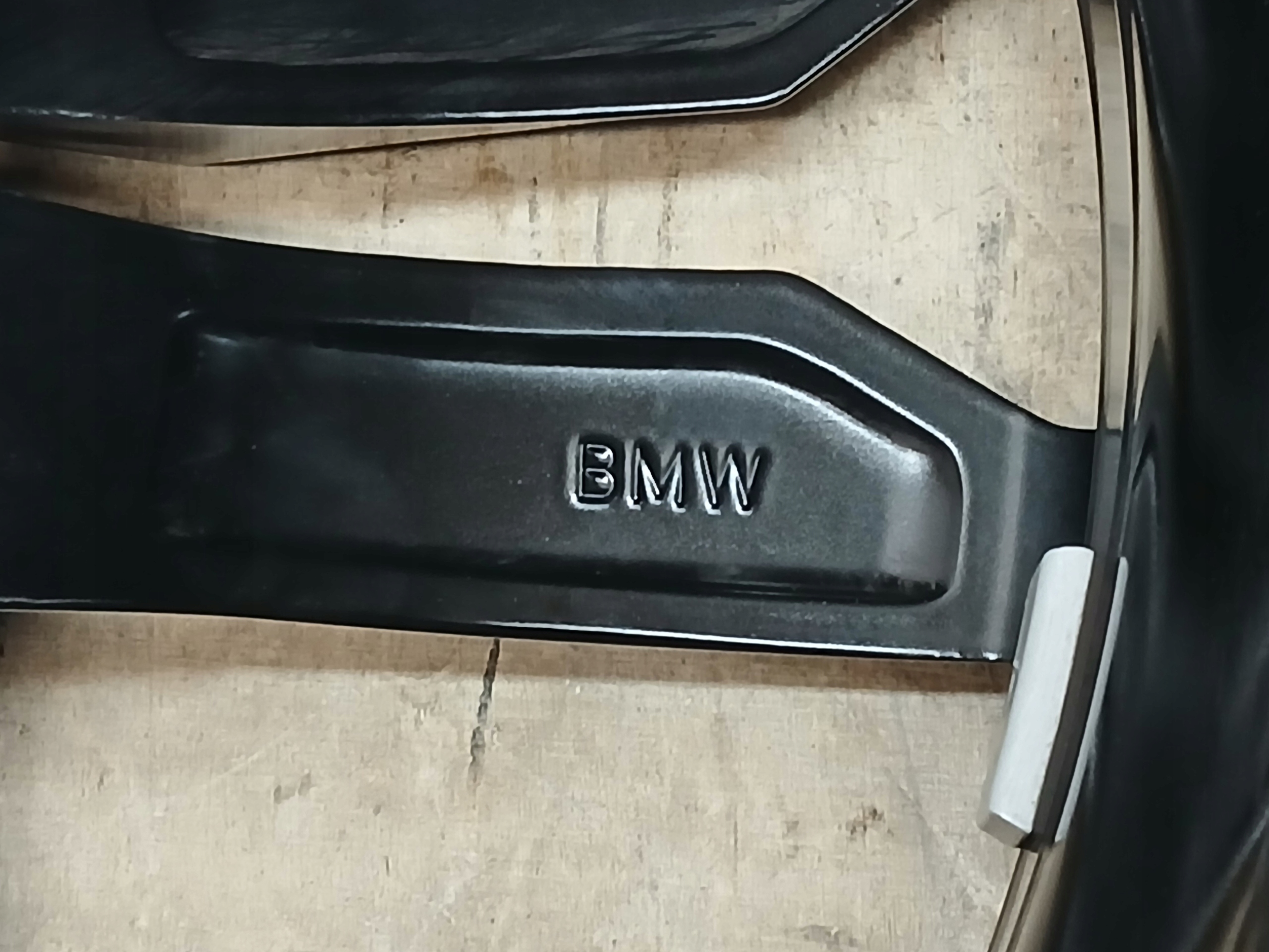 disk hliníkový BMW 10J 19" ET40 5X112