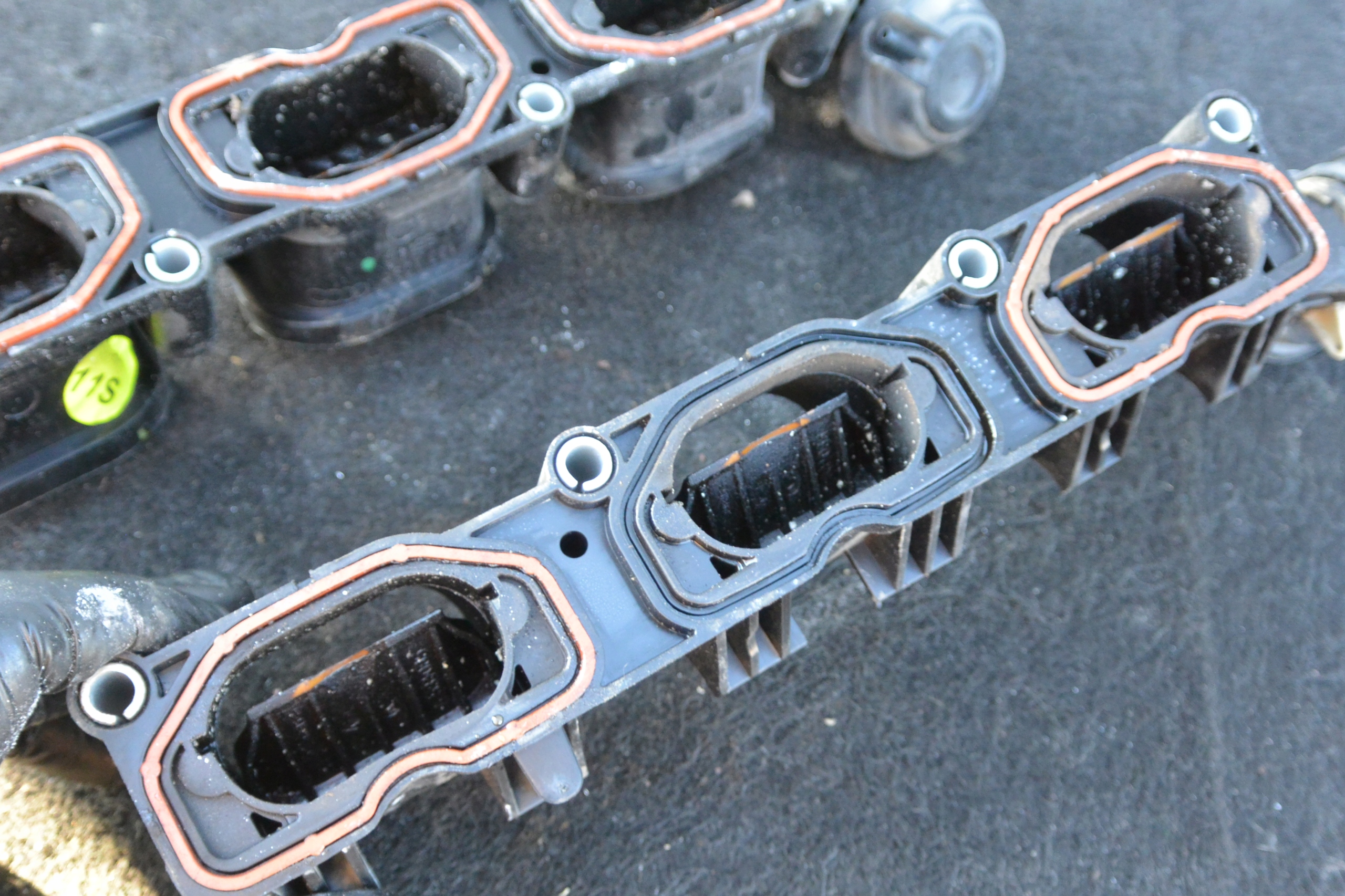 intake manifold right left regulator 3.0 TFSI AUDI Q7 4L A6 C7 A8 D4