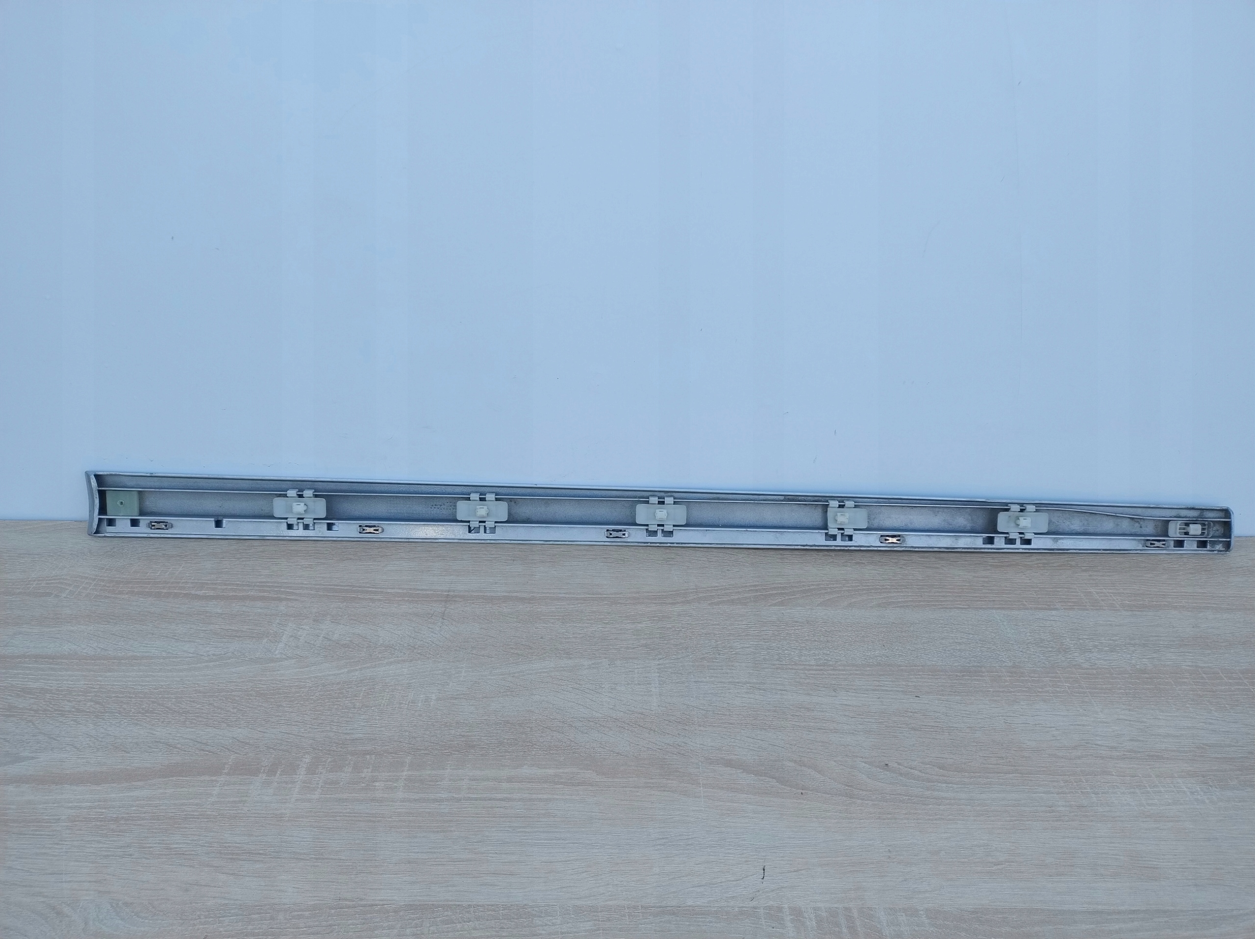 MERCEDES E-KLASA W211 moulding door right front