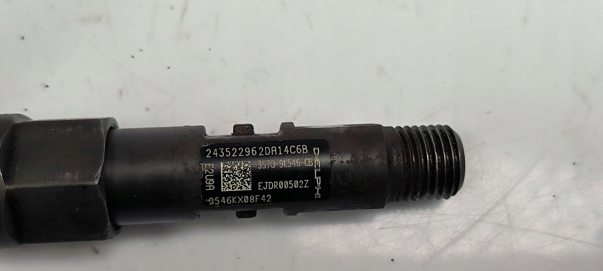 injector 3S7Q-9K546-CB FORD MONDEO MK3