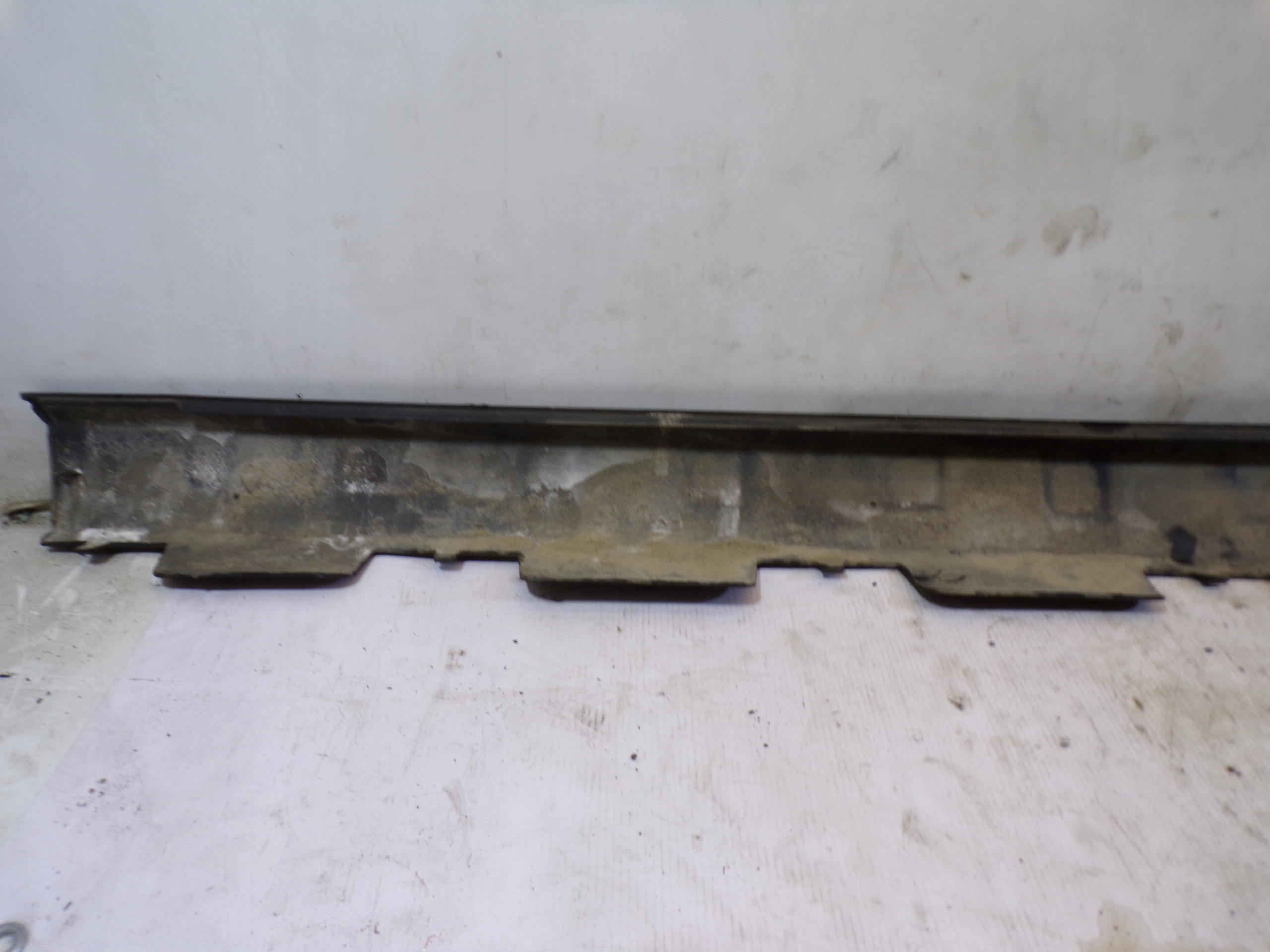cap moulding threshold right RENAULT SCENIC 2 II LIFT CONQUEST (K)