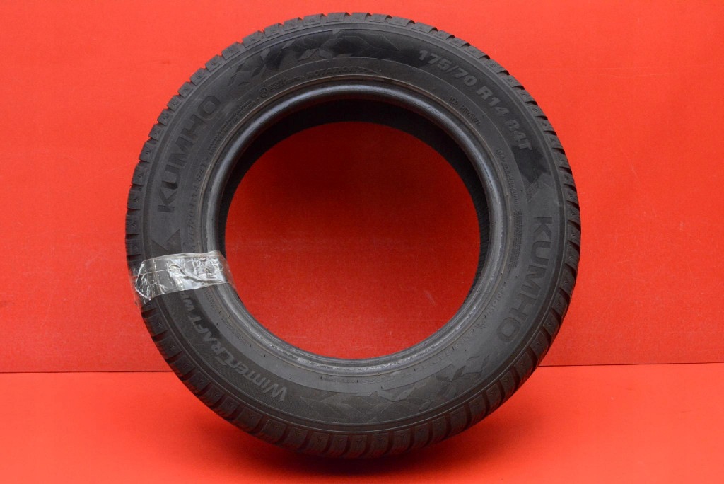 tyre tyres 2 pcs KUMHO winter 175/70/14 22R