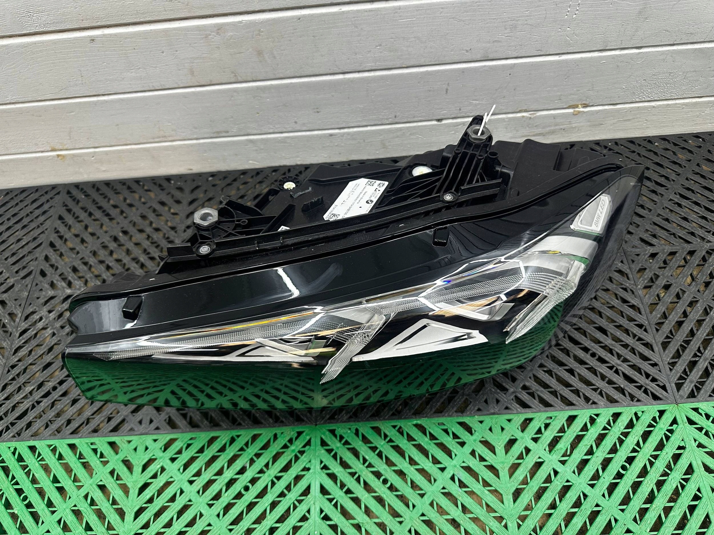light front side left BMW 3 G20 G21 LCI 9450795