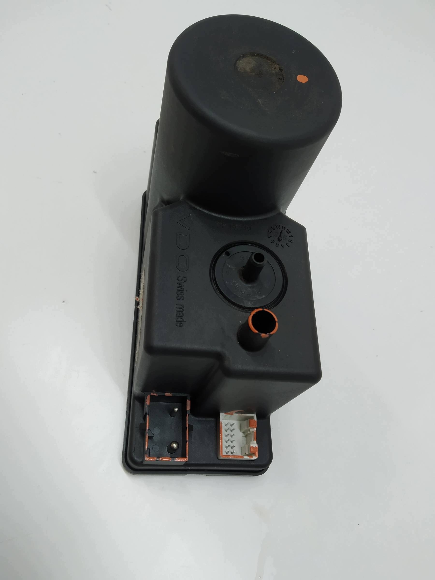 pump central of a lock 4A0862257A Audi A4 and (1994-2001) B5