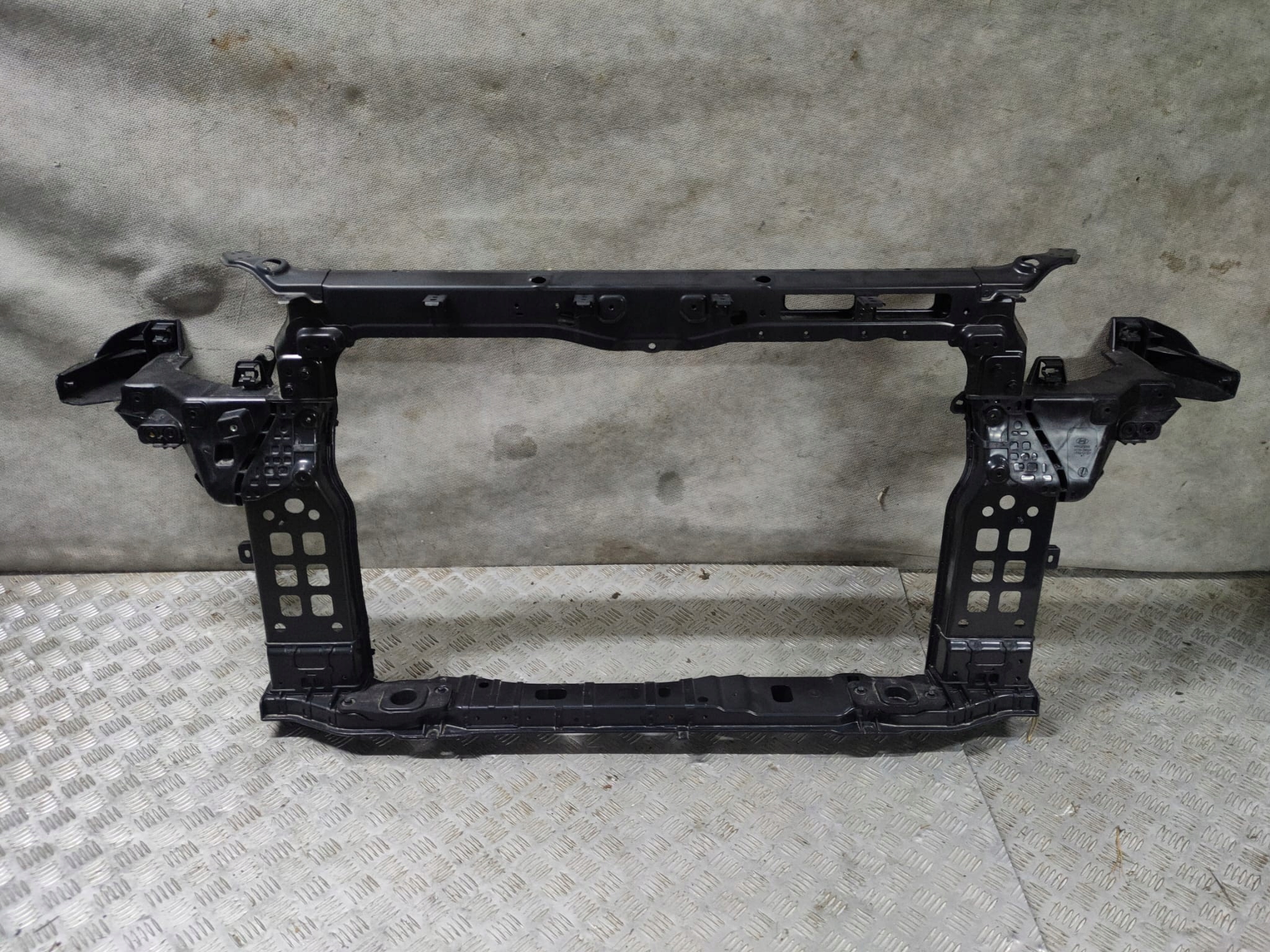 HYUNDAI SANTA FE WZMOCNIENIE CZOŁOWE PAS PRZEDNI 64101-2W700 GRAND SANTA XL