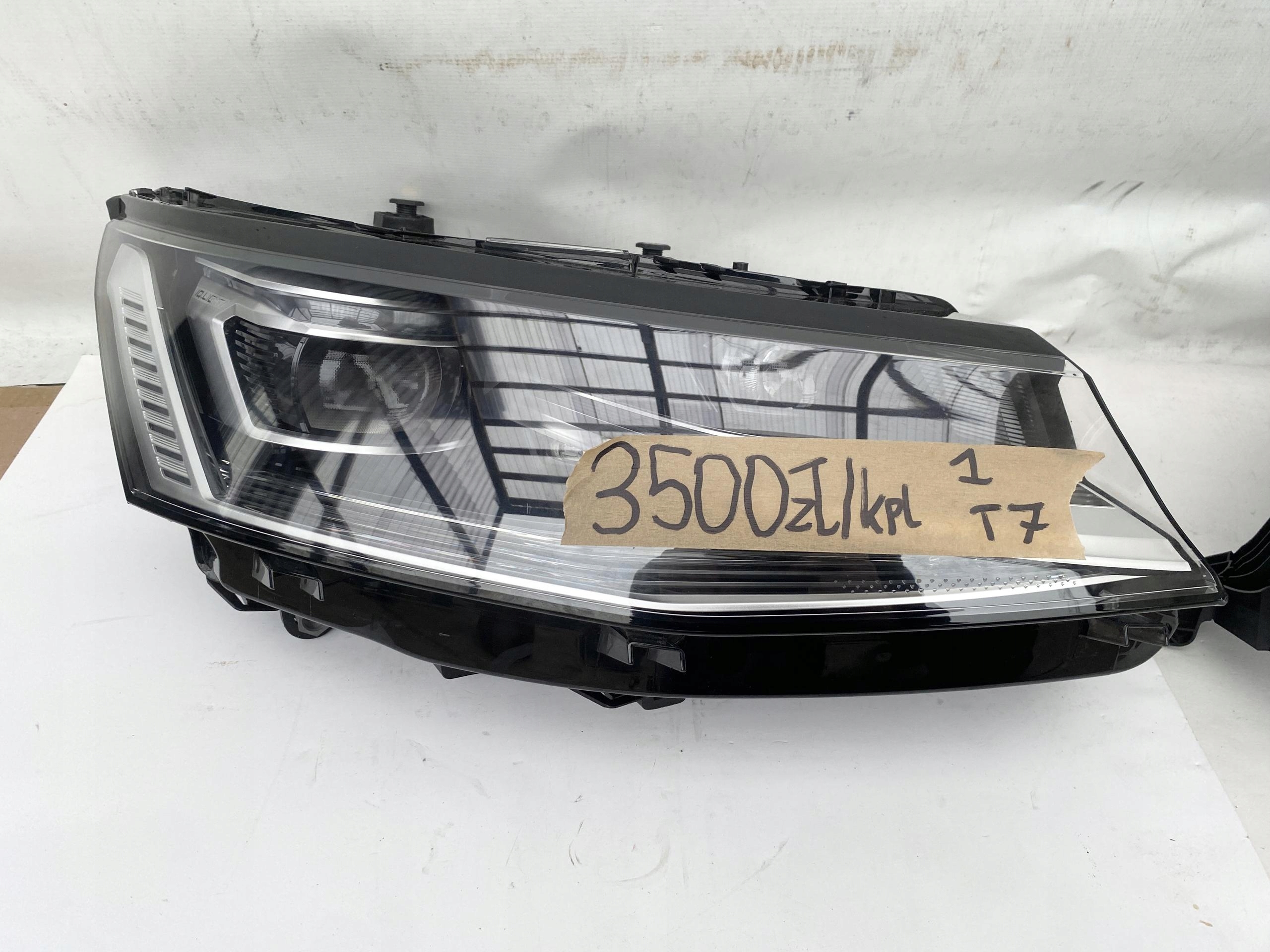 VW Transporter Multivan T7 head lights lights FULL LED light right left 24r