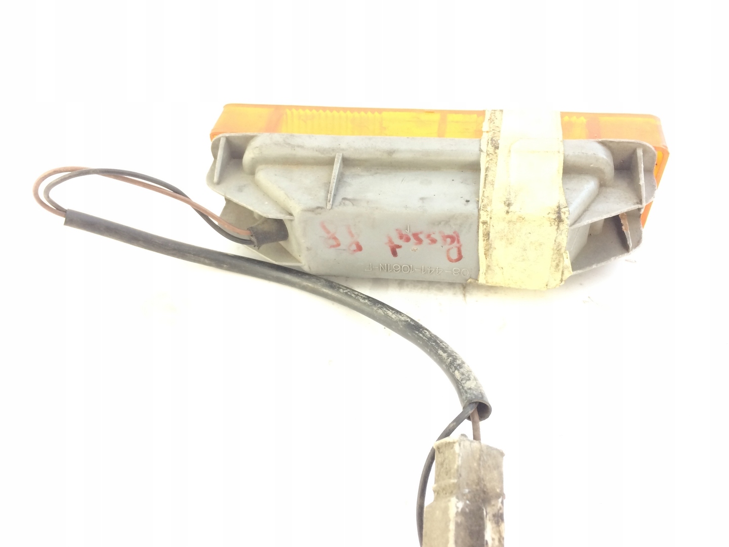 indicator VW PASSAT left 084411061NF VW