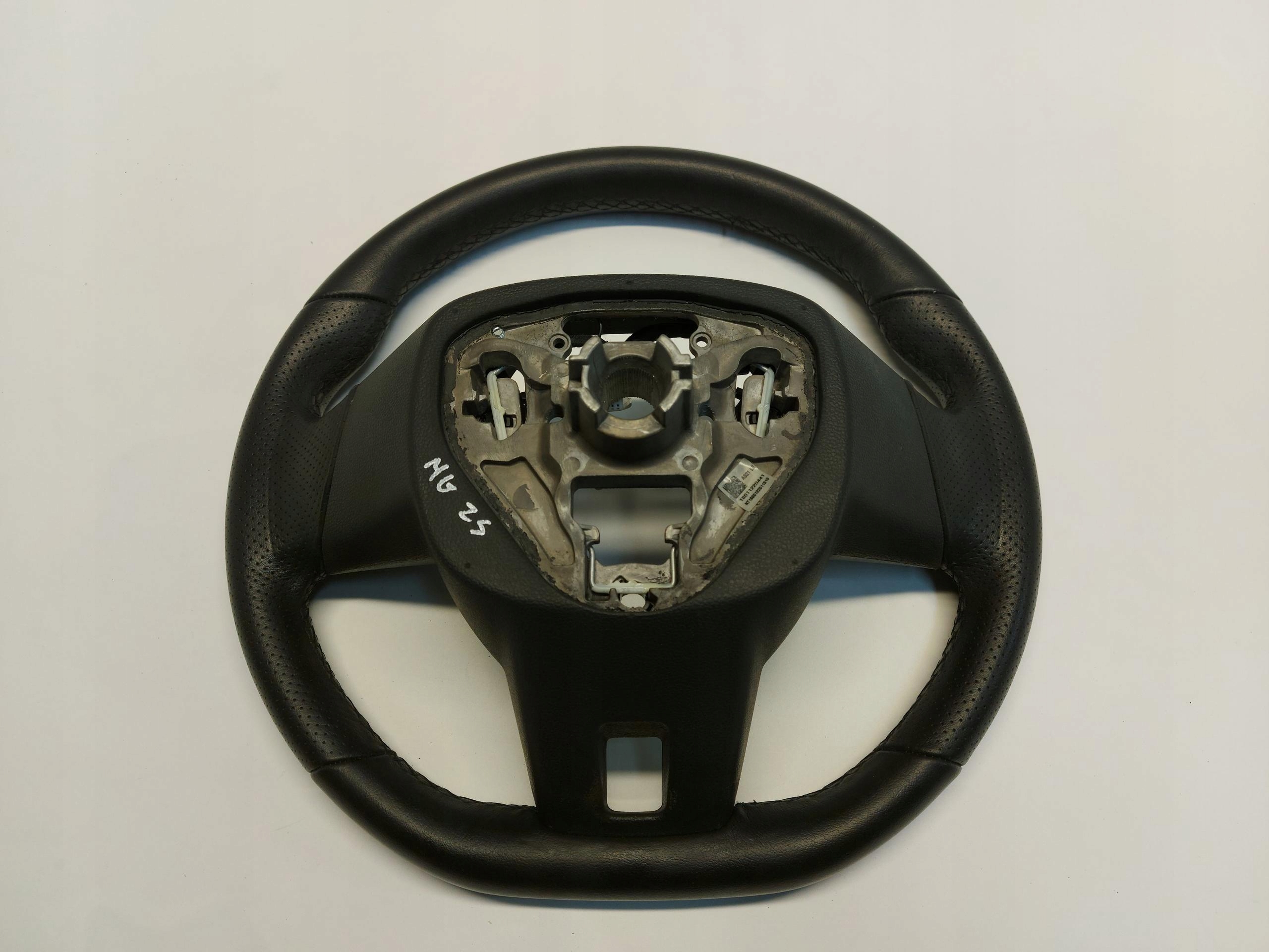 MG ZS lenkrad multimedialna Leder 10368141