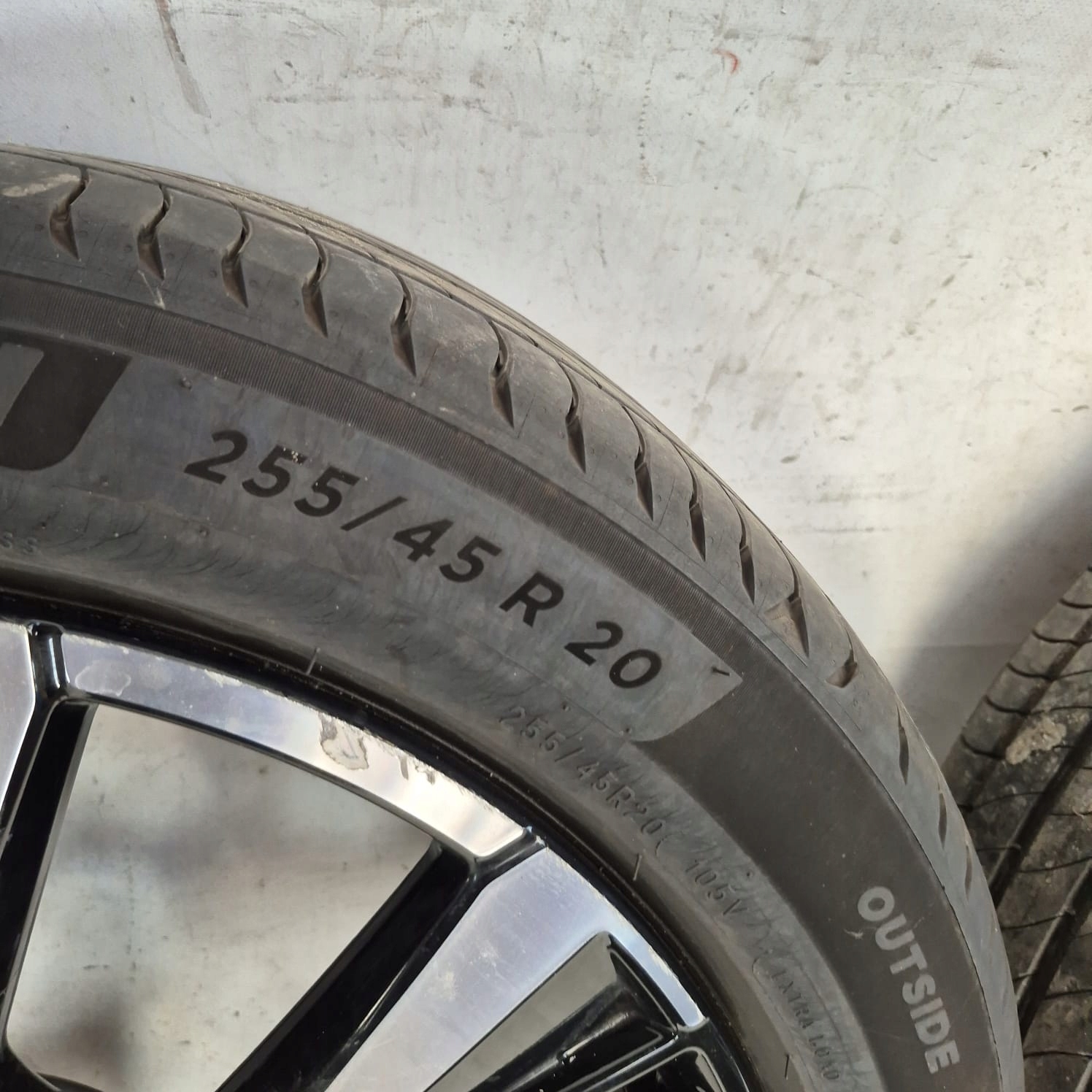 tyres summer MICHELIN PRIMACY 4 255/45 R20 105V 2024 ROK.