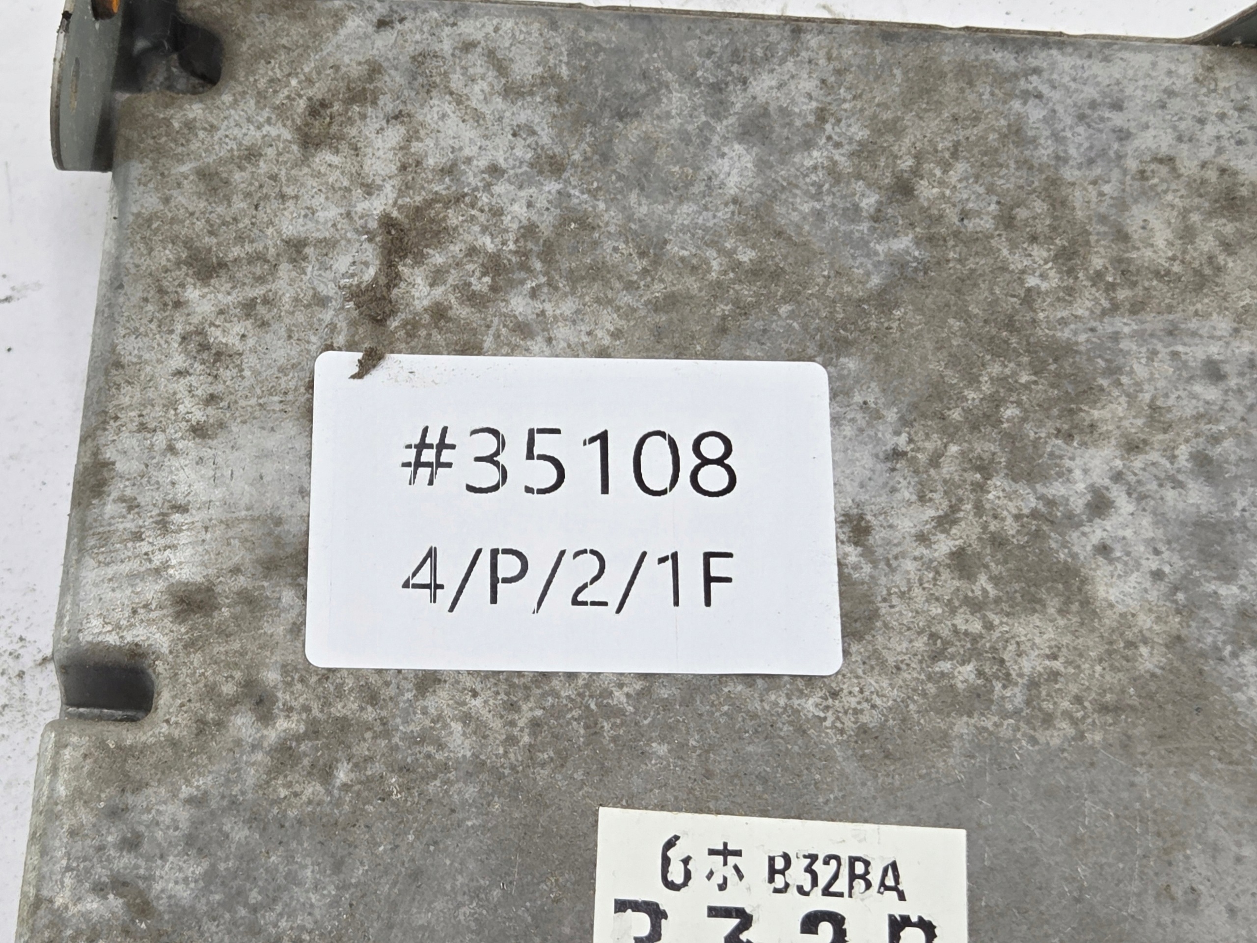 MAZDA 323F BJ 1.3 control unit of the engine 079700-7821