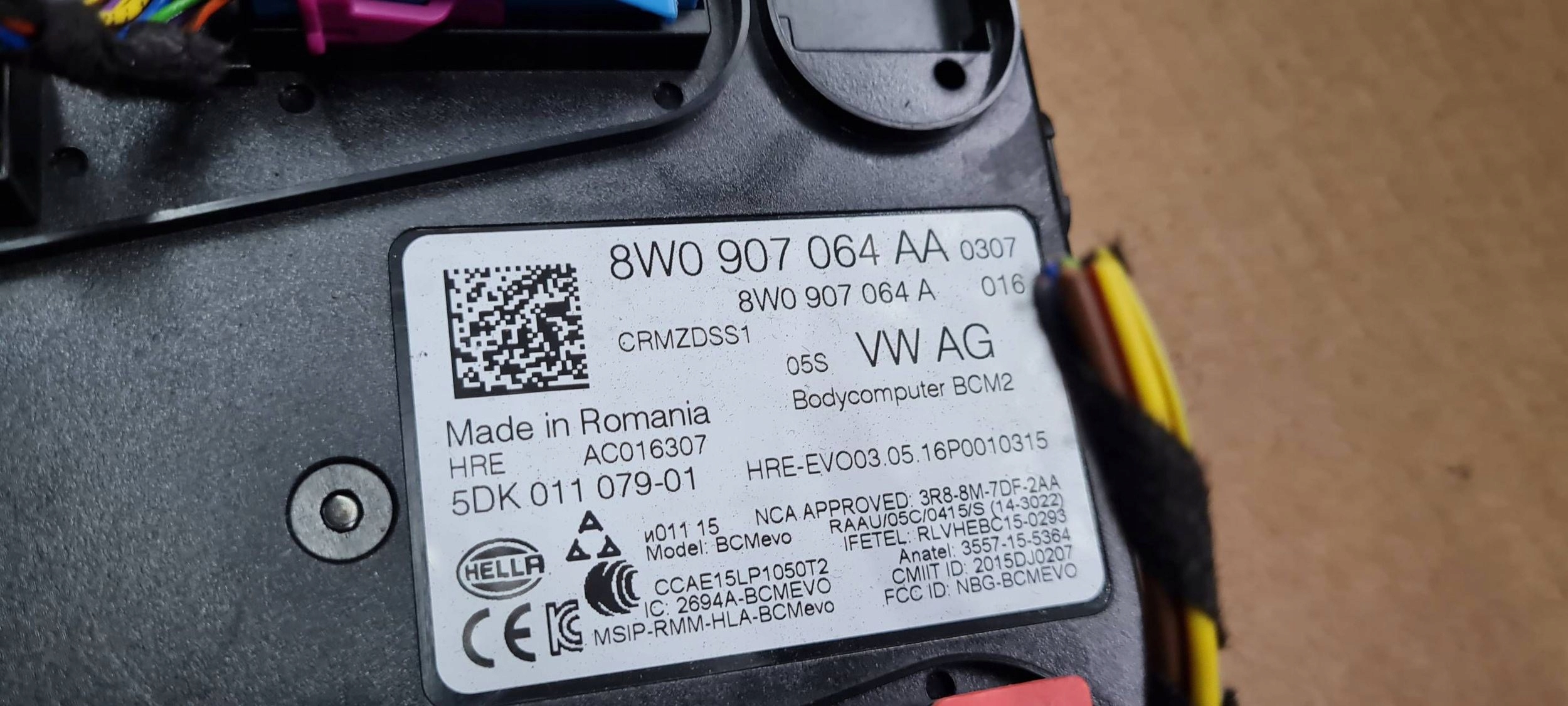 A4 B9 8W module control unit KOMFORTU 8W0907064AA A5 8W