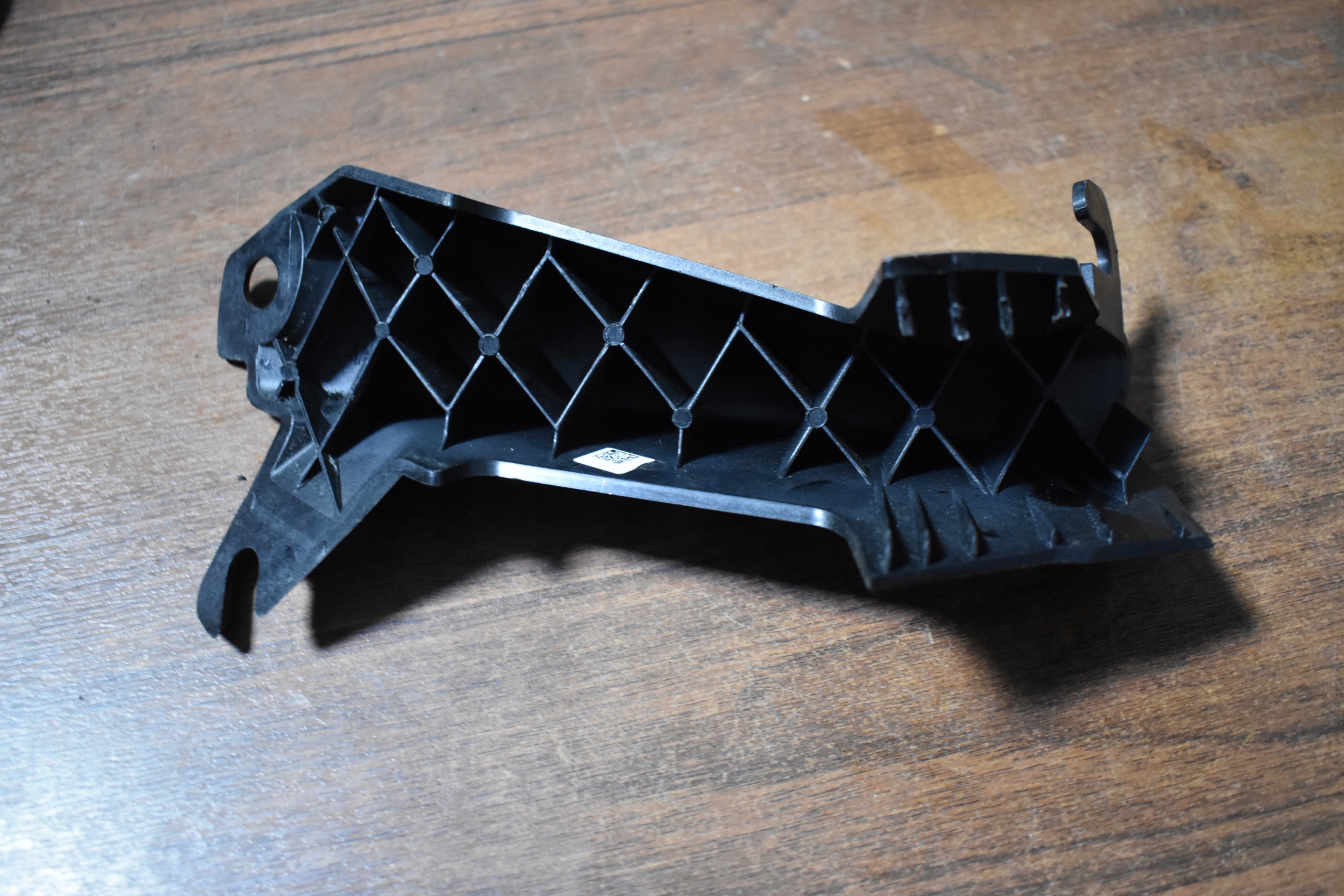 IDEALNY CONSOLLE SUPPORTO BMW G01 1