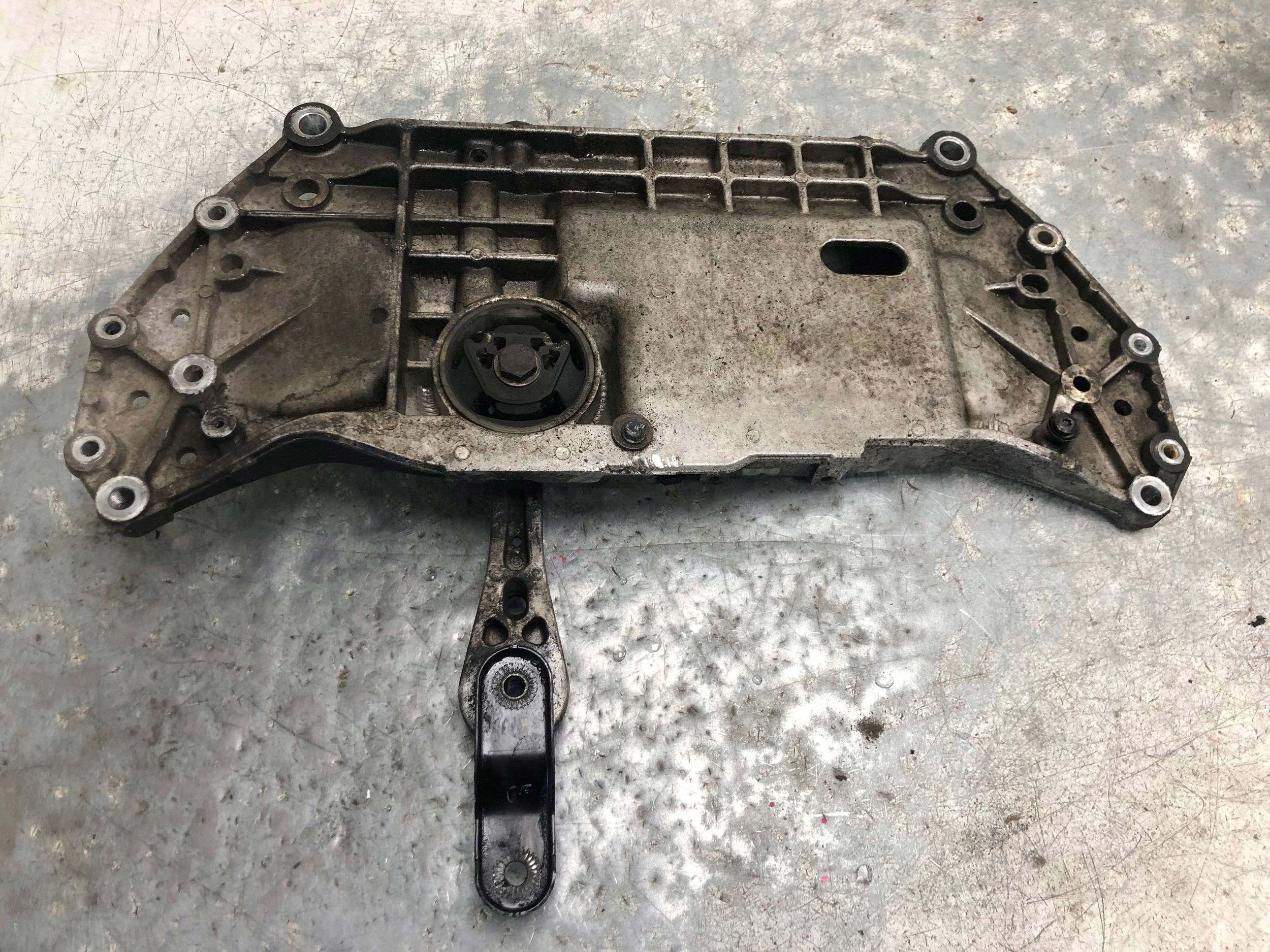 subframe axle beam SKODA OCTAVIA II LIFT 1K0199369G