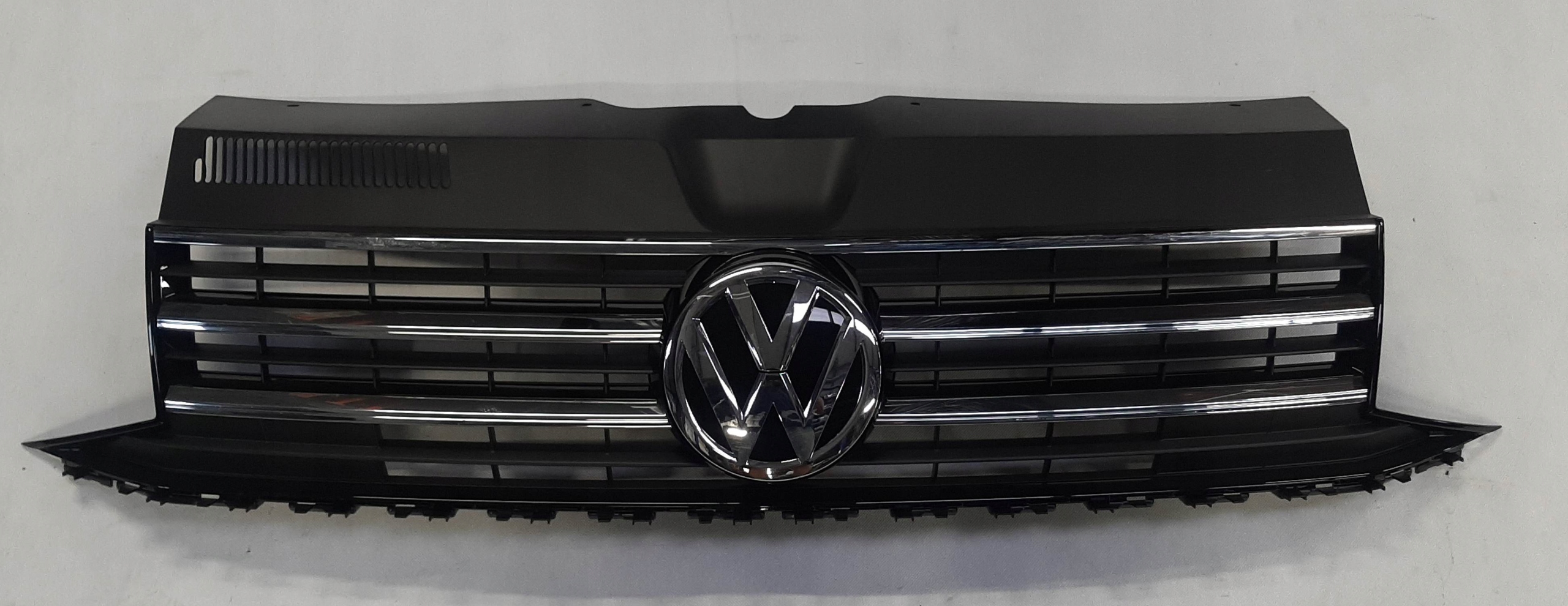 VW T6 Multivan Caravelle Grill Atrapa NOWA 7E5853651C oryginał emblemat Jakość części (zgodnie z GVO) O - oryginał z logo producenta pojazdu (OE)