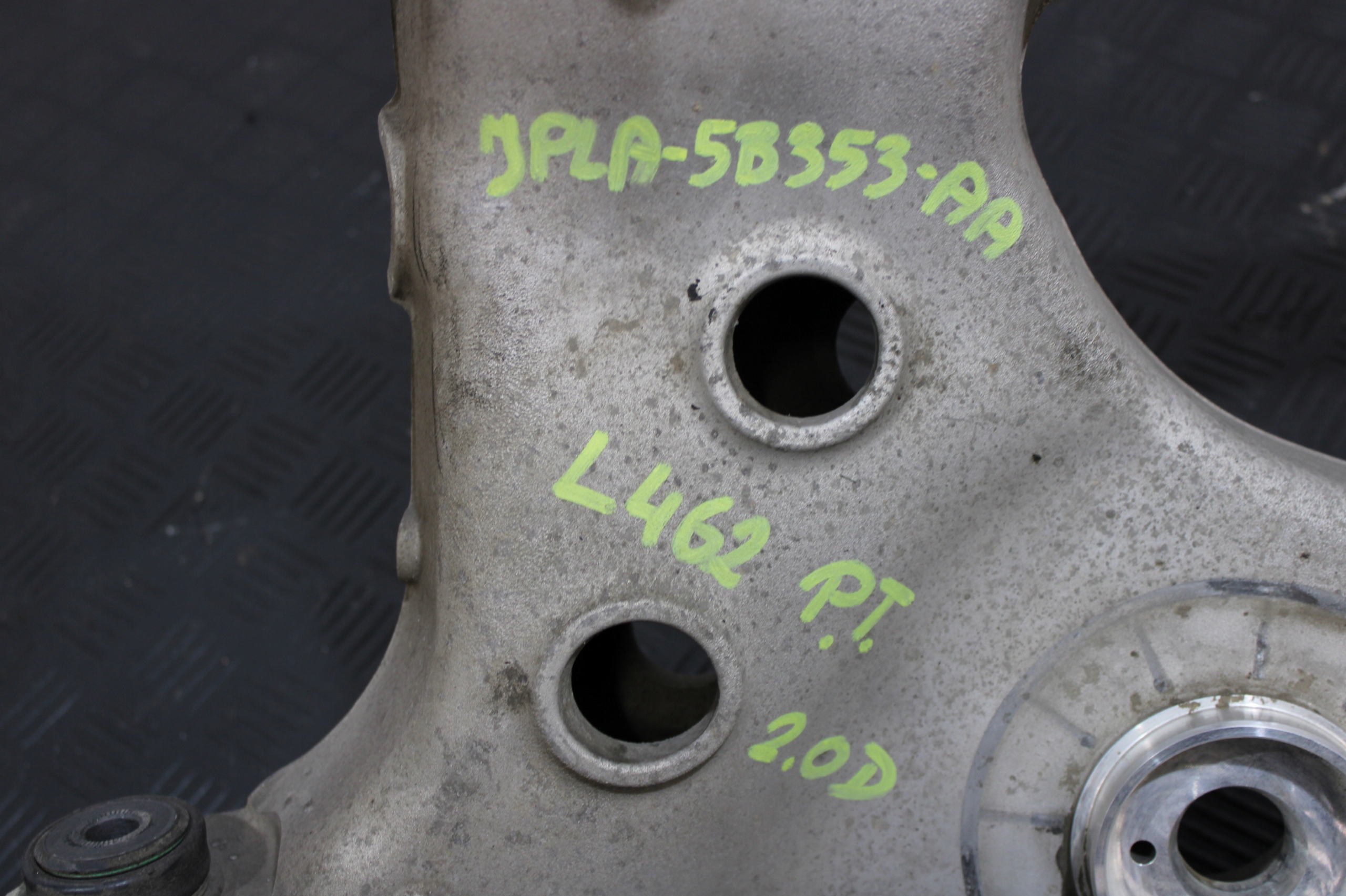 Querlenker rechts heck JPLA-5B353-AA LAND ROVER DISCOVERY V 5 L462