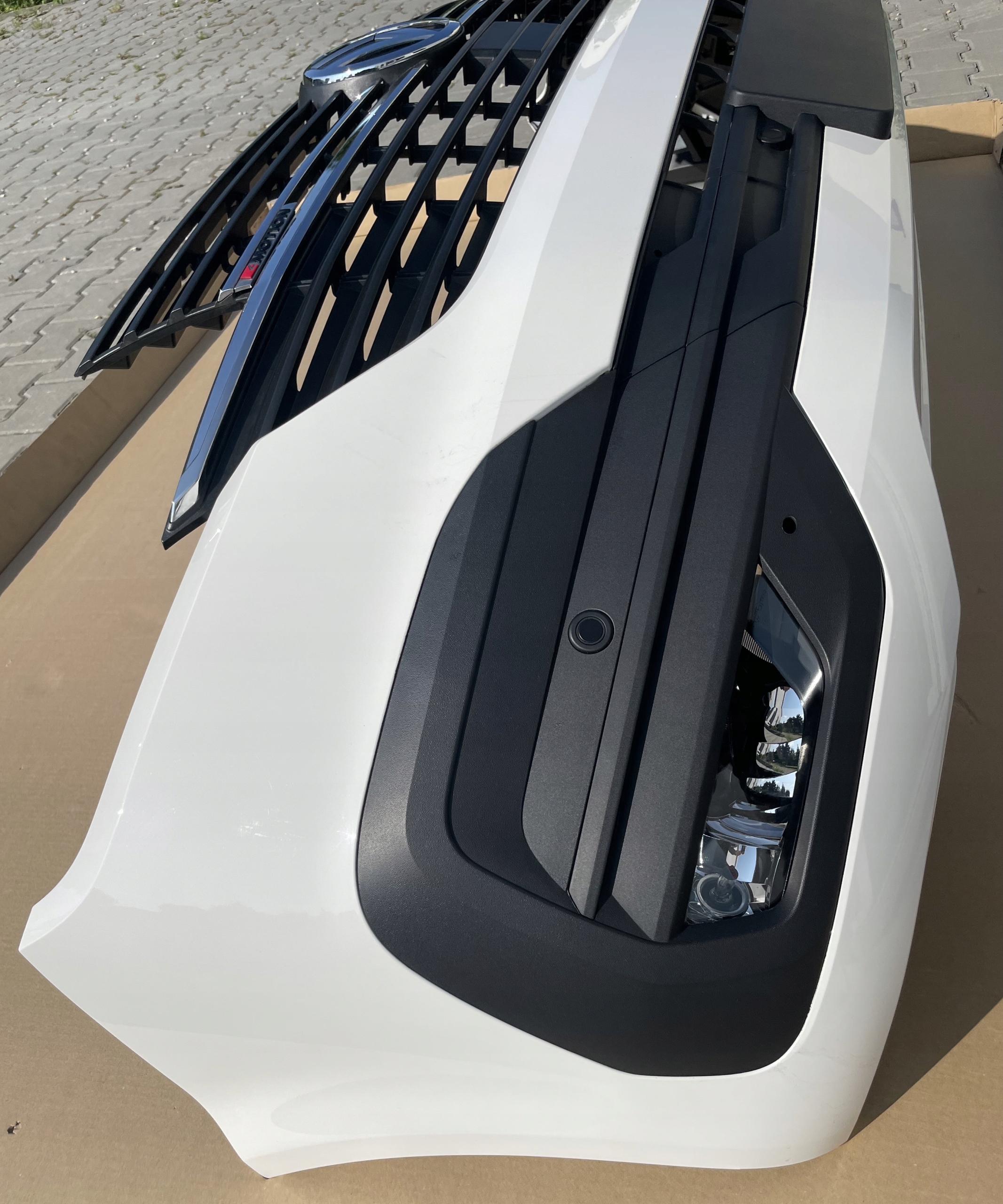bumper VW MULTIVAN CARAVELA CALIFORNIA 2019-W colour LB9A PDCX4
