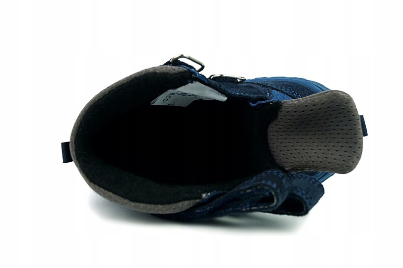 BARTEK buty 21704 trampki OCIEPLANE chłopięce r 24 Dodatkowe informacje Znak Zdrowa Stopa Sztywny zapiętek