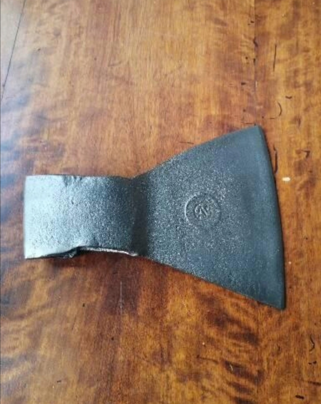 СТАРЫЙ КОВАНЫЙ ТОПОР 1,5 КГ