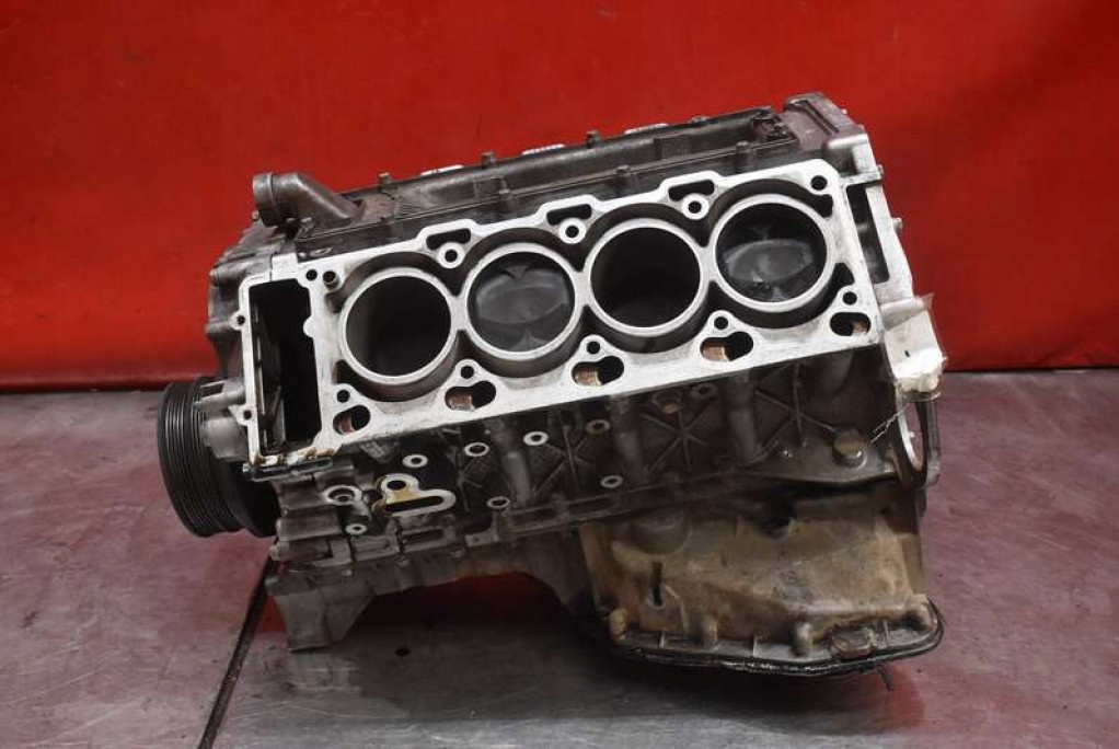 BLOK DÓŁ SILNIKA WAŁ 7504599 BMW E65 3.5 V8 272 KM 01-05 Numer katalogowy części 7504599